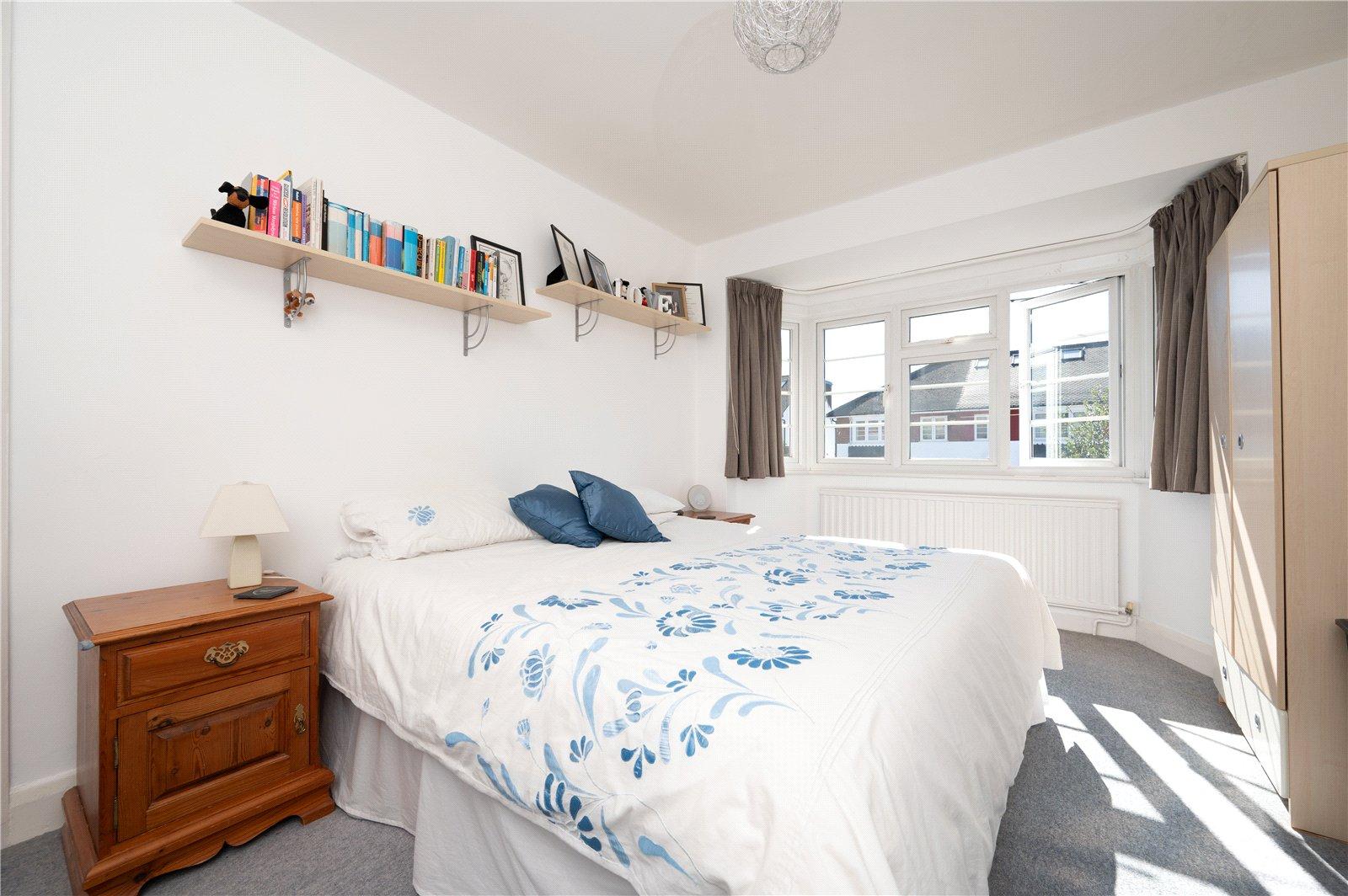 4 Bedroom Semi-Detached House For Sale in Driftwood Avenue, St. Albans, Hertfordshire - View 7 - Collinson Hall