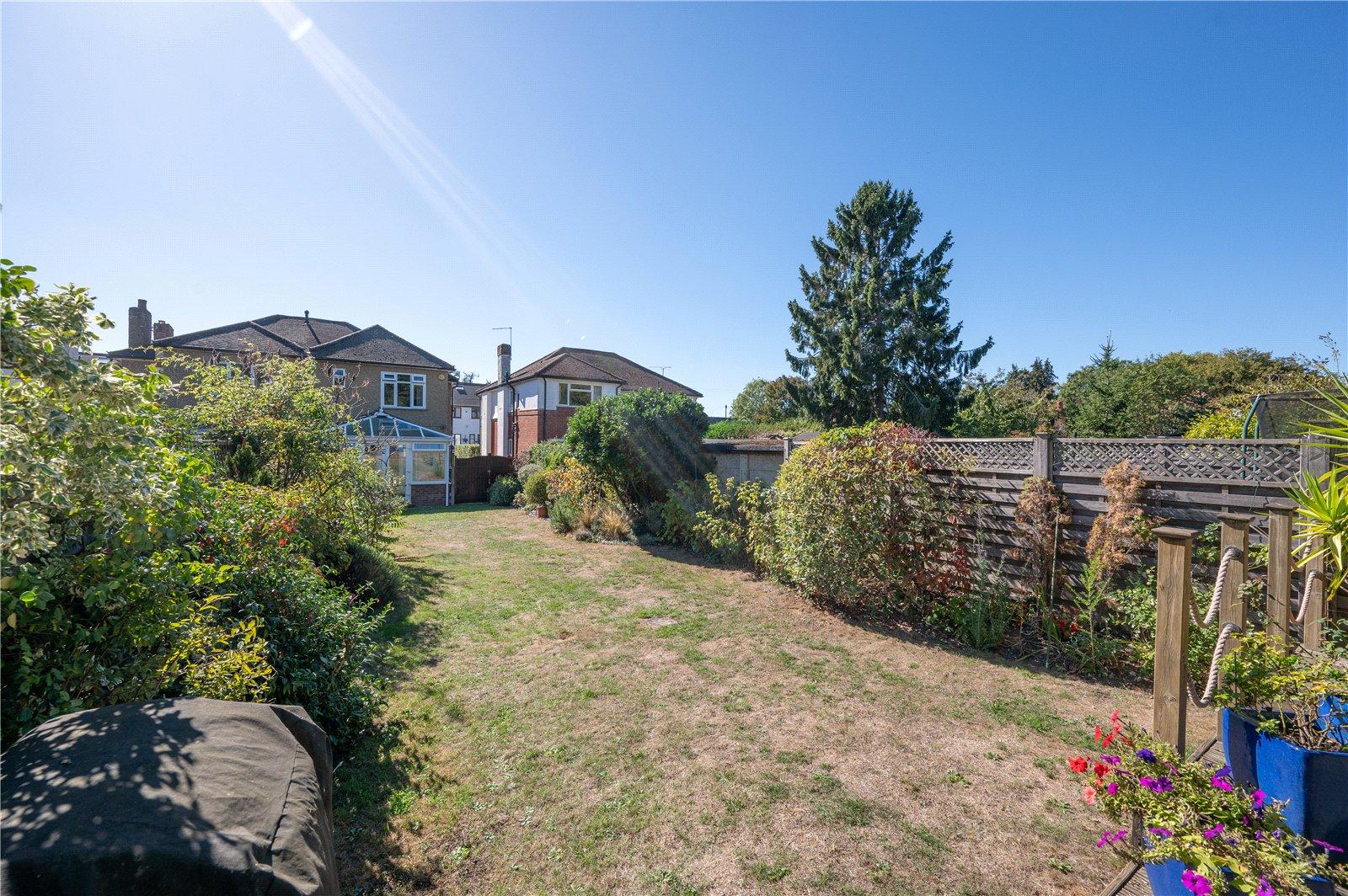 4 Bedroom Semi-Detached House For Sale in Driftwood Avenue, St. Albans, Hertfordshire - View 22 - Collinson Hall