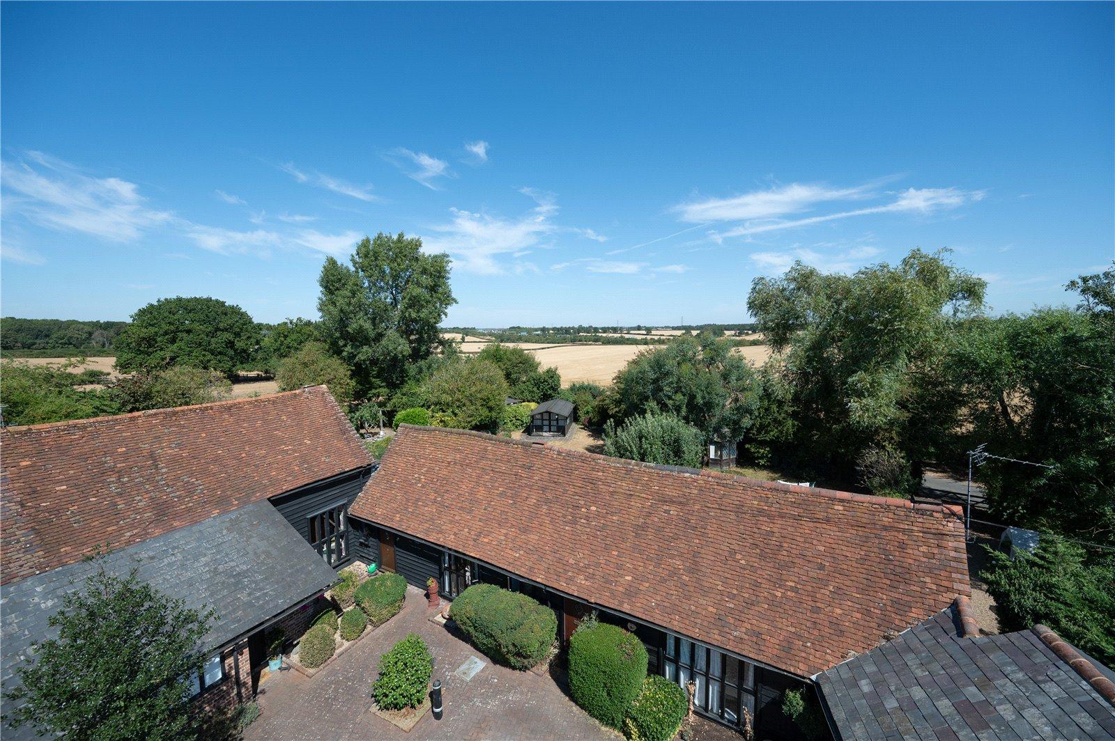 2 Bedroom Bungalow,garage For Sale in Hemel Hempstead Road, Leverstock Green, Hertfordshire - View 9 - Collinson Hall