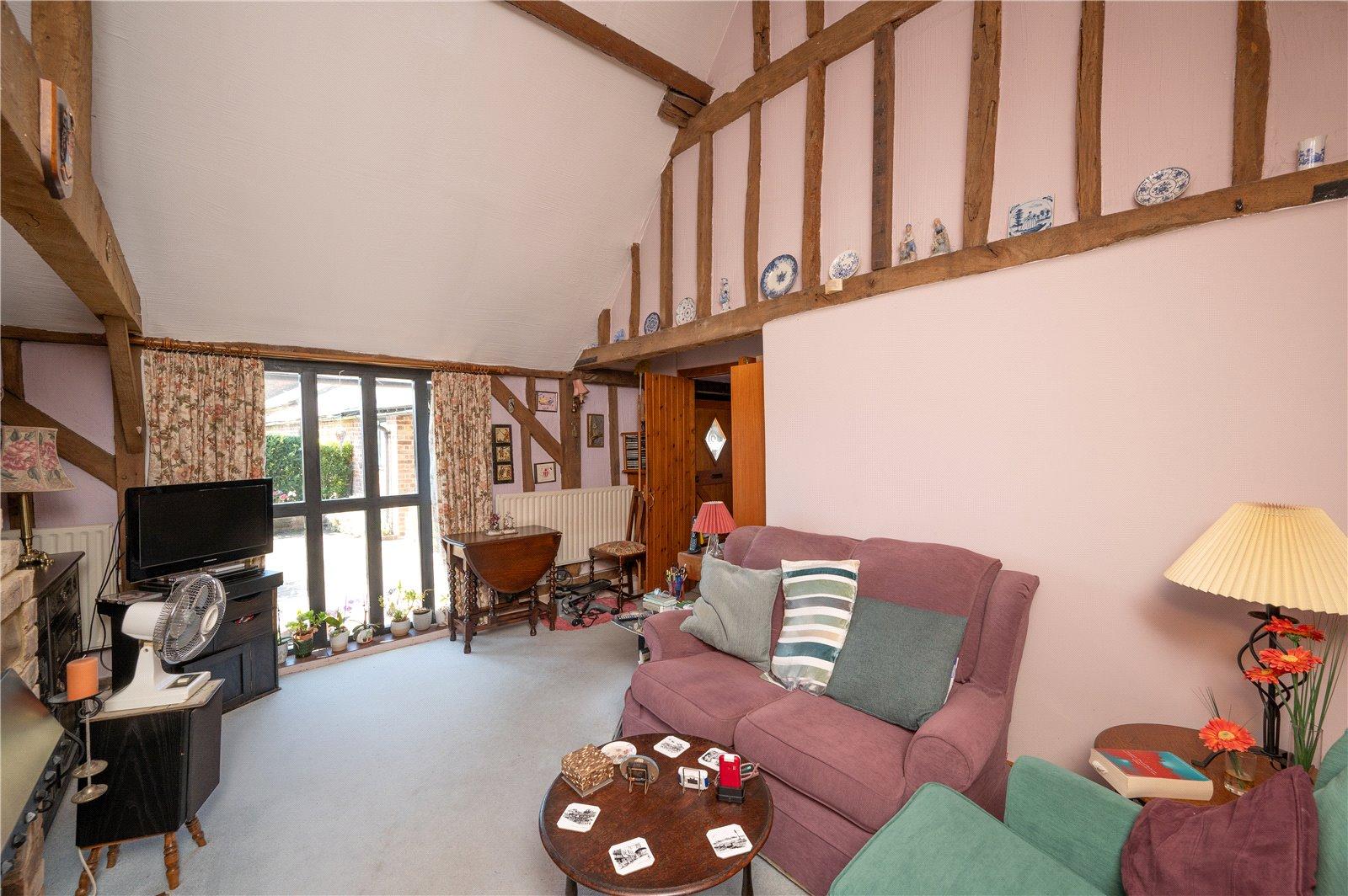 2 Bedroom Bungalow,garage For Sale in Hemel Hempstead Road, Leverstock Green, Hertfordshire - View 11 - Collinson Hall