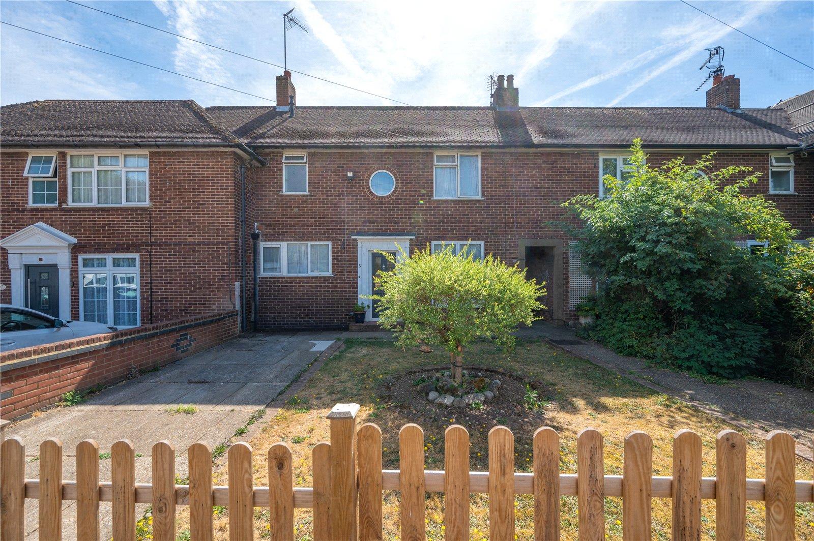 3 Bedroom Terraced House For Sale in Berners Drive, St. Albans, Hertfordshire - View 16 - Collinson Hall