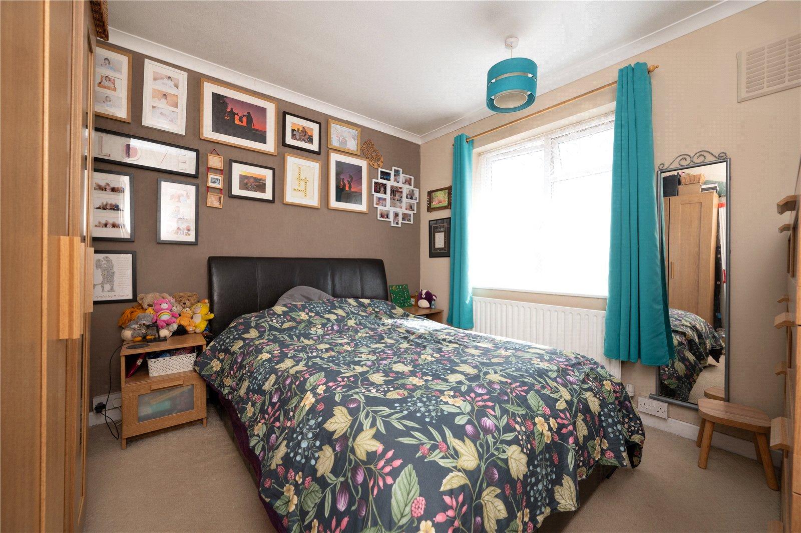 3 Bedroom Terraced House For Sale in Berners Drive, St. Albans, Hertfordshire - View 8 - Collinson Hall