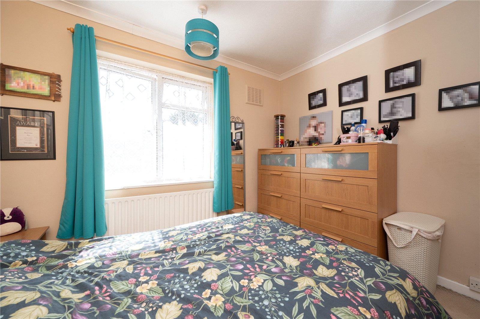 3 Bedroom Terraced House For Sale in Berners Drive, St. Albans, Hertfordshire - View 3 - Collinson Hall