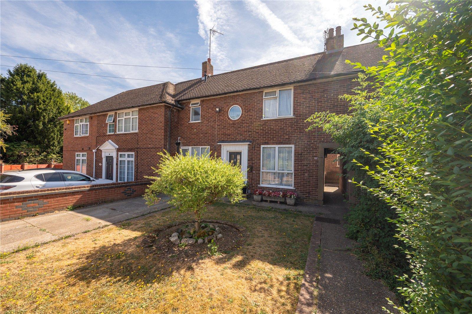 3 Bedroom Terraced House For Sale in Berners Drive, St. Albans, Hertfordshire - View 2 - Collinson Hall