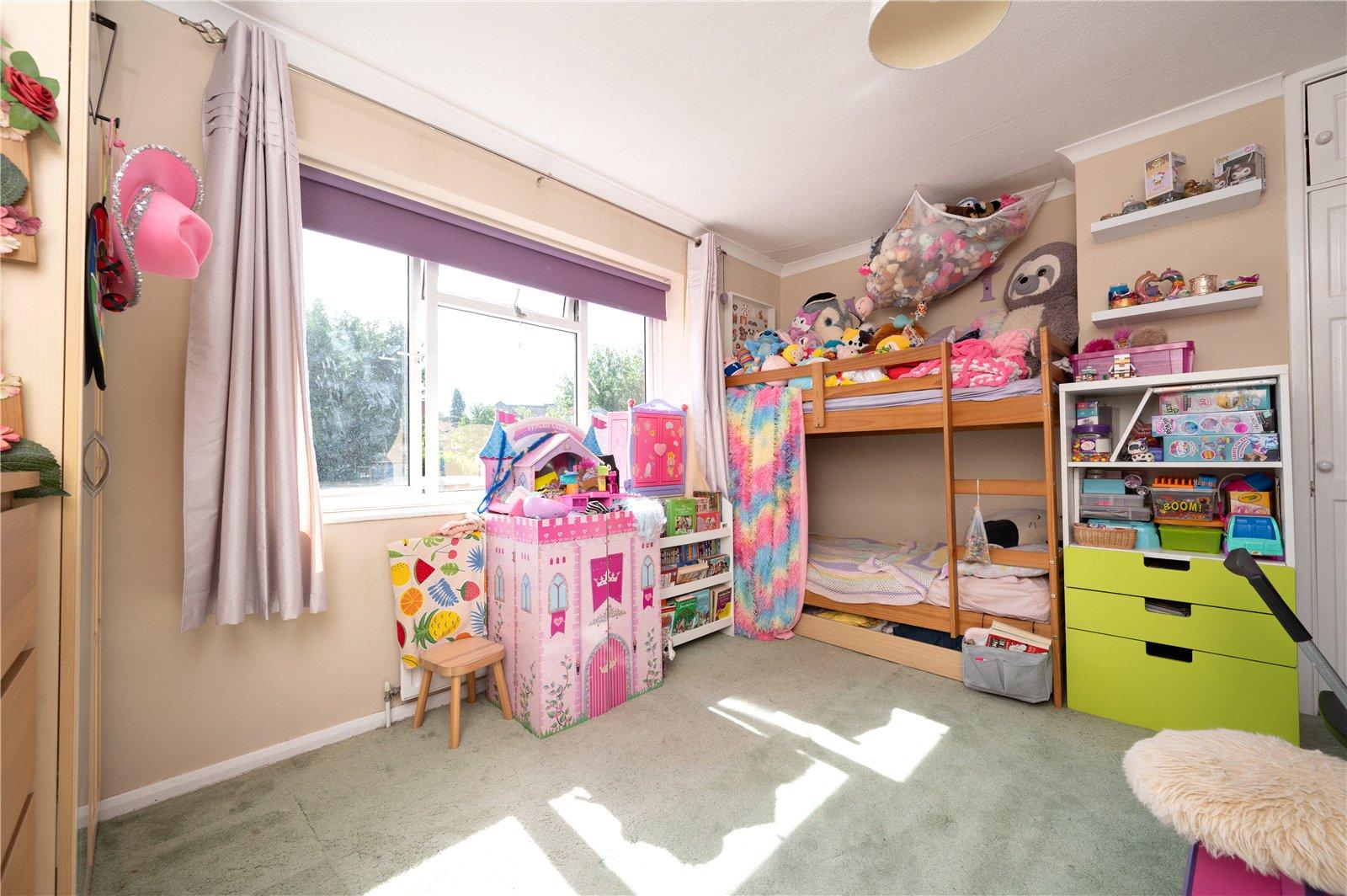 3 Bedroom Terraced House For Sale in Berners Drive, St. Albans, Hertfordshire - View 9 - Collinson Hall