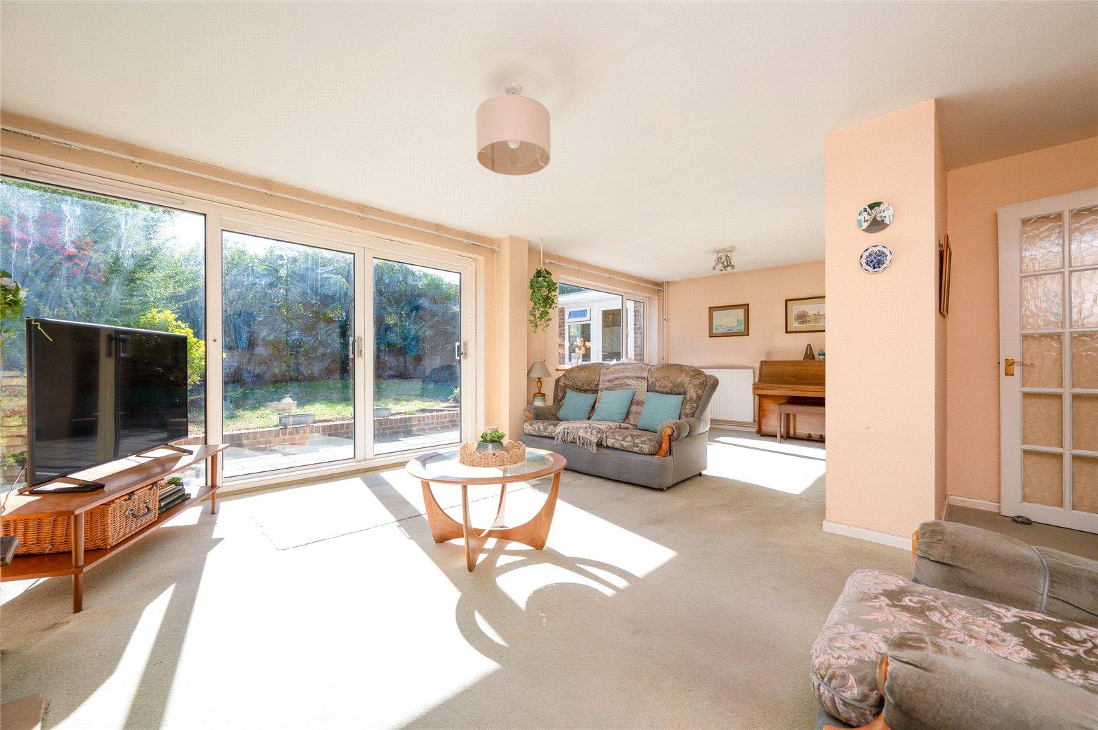4 Bedroom Link Detached House,garage Sold Subject to Contract in Claudian Place, St. Albans, Hertfordshire - View 5 - Collinson Hall