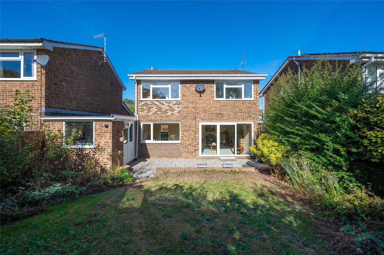 4 Bedroom Link Detached House,garage Sold Subject to Contract in Claudian Place, St. Albans, Hertfordshire - View 9 - Collinson Hall