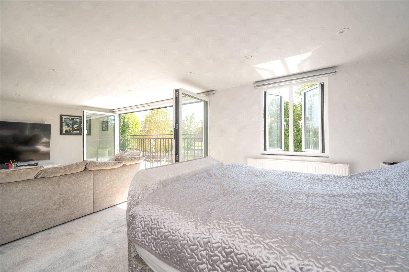 2 Bedroom Semi-Detached House Sold Subject to Contract in High Street, Colney Heath, St. Albans, Hertfordshire - View 6 - Collinson Hall