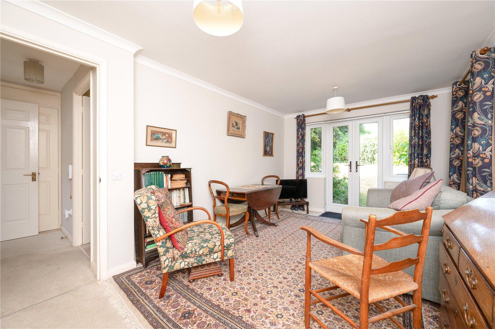 1 Bedroom  For Sale in Belmont Hill, St. Albans, Hertfordshire - View 8 - Collinson Hall