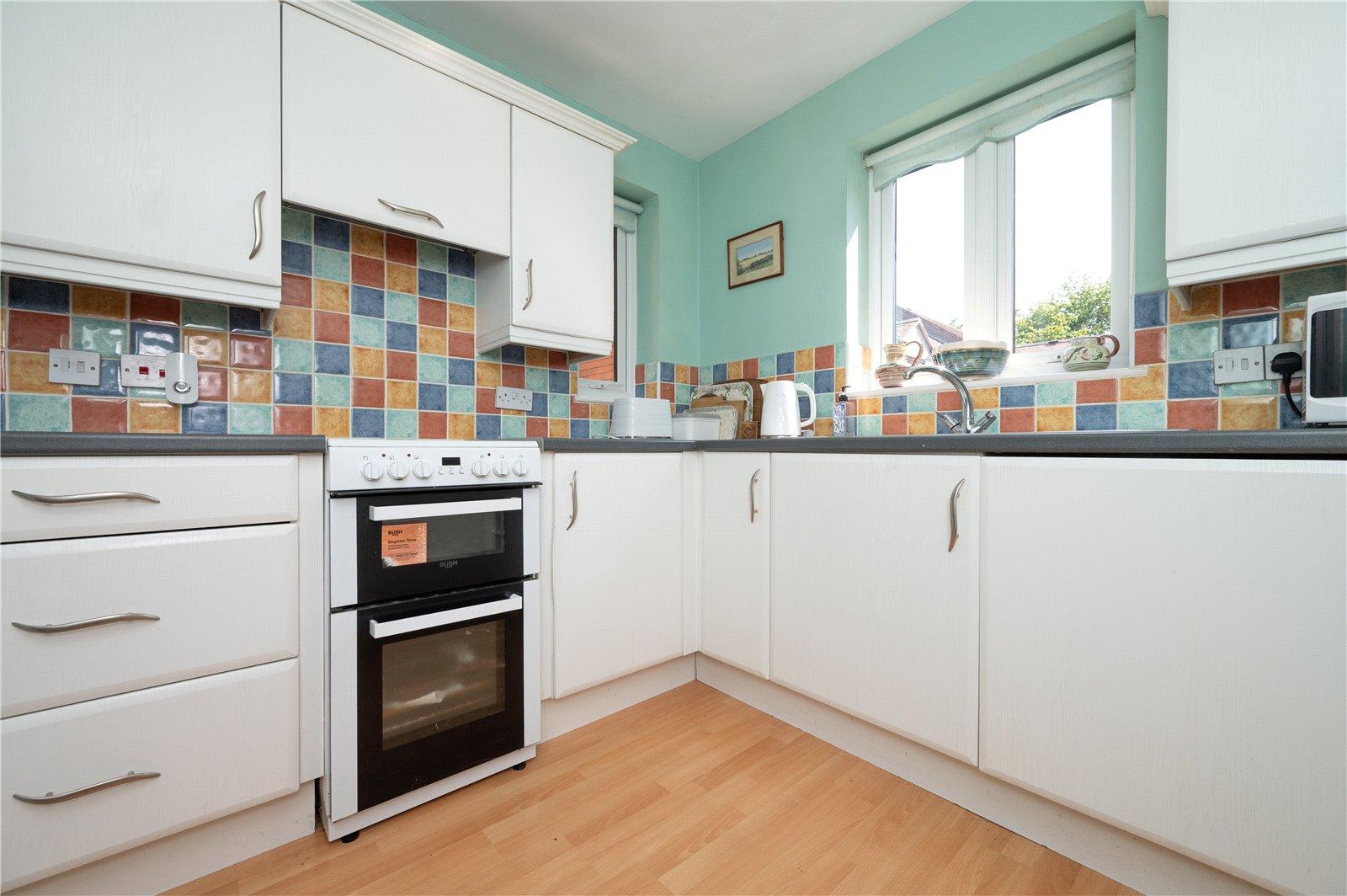 1 Bedroom  For Sale in Belmont Hill, St. Albans, Hertfordshire - View 7 - Collinson Hall