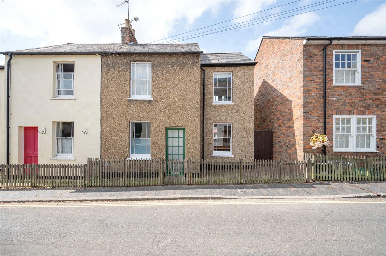3 Bedroom End Of Terrace House For Sale in Albert Street, St. Albans, Hertfordshire - View 2 - Collinson Hall