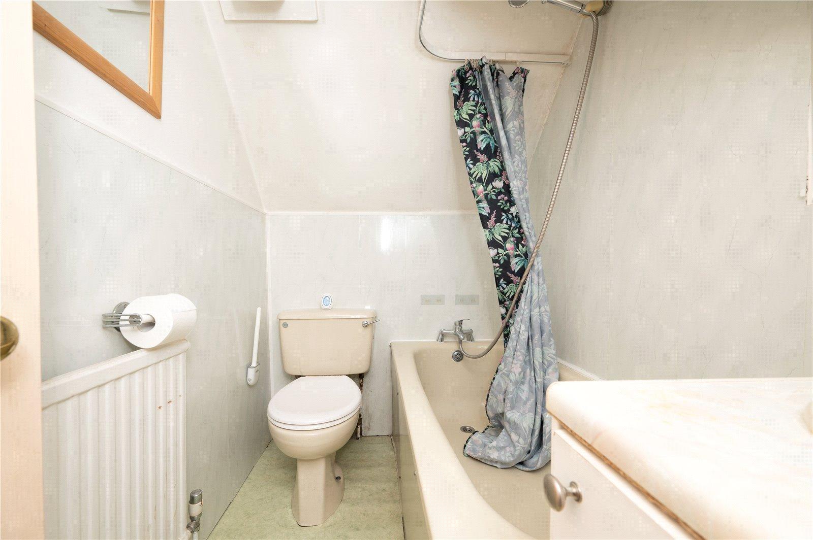 1 Bedroom  For Sale in Beaconsfield Road, St. Albans, Hertfordshire - View 5 - Collinson Hall