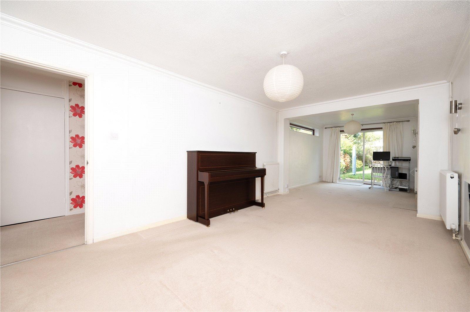 4 Bedroom  Sold Subject to Contract in Hadrian Close, St. Albans, Hertfordshire - View 4 - Collinson Hall