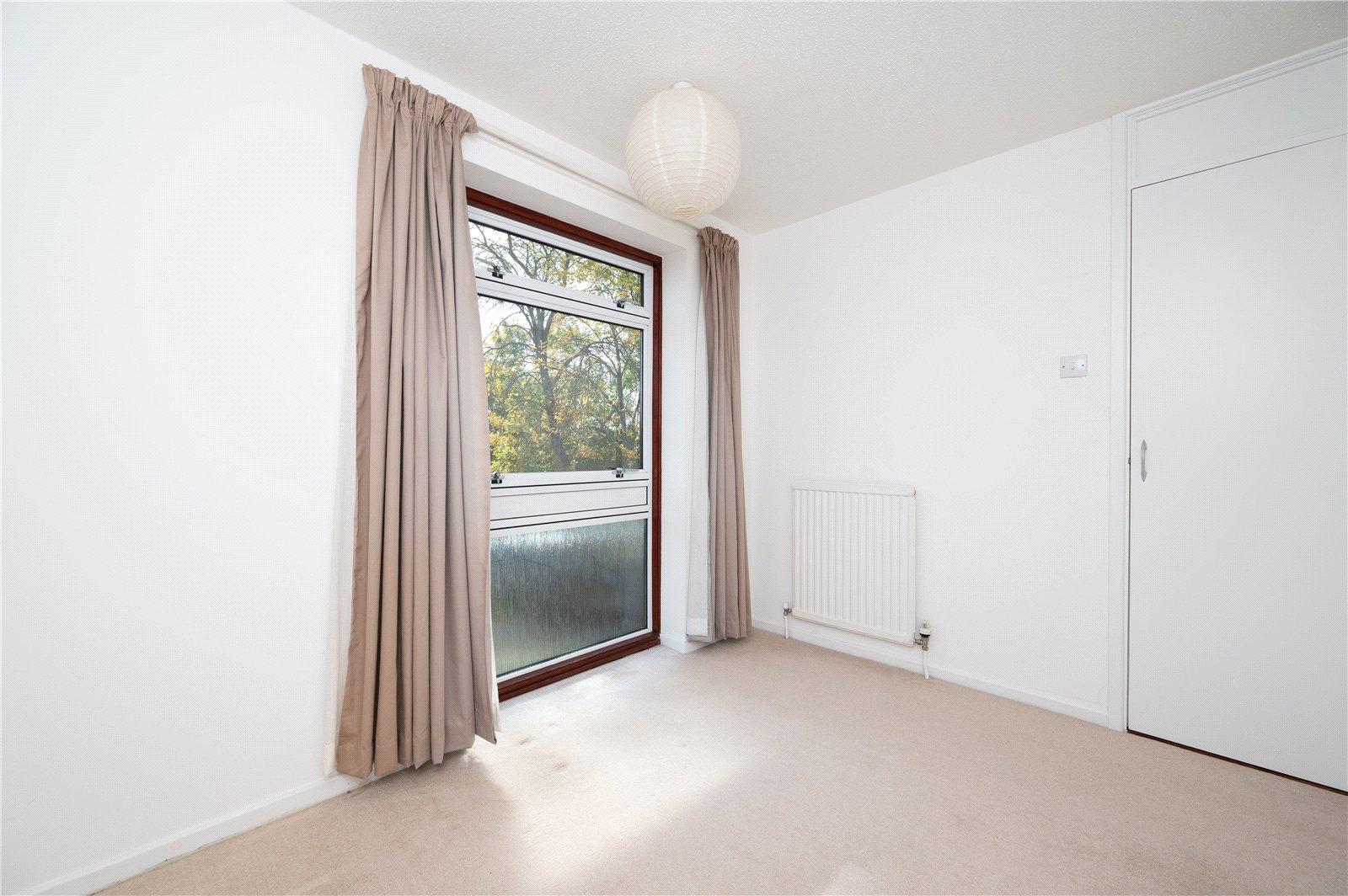 4 Bedroom  Sold Subject to Contract in Hadrian Close, St. Albans, Hertfordshire - View 6 - Collinson Hall