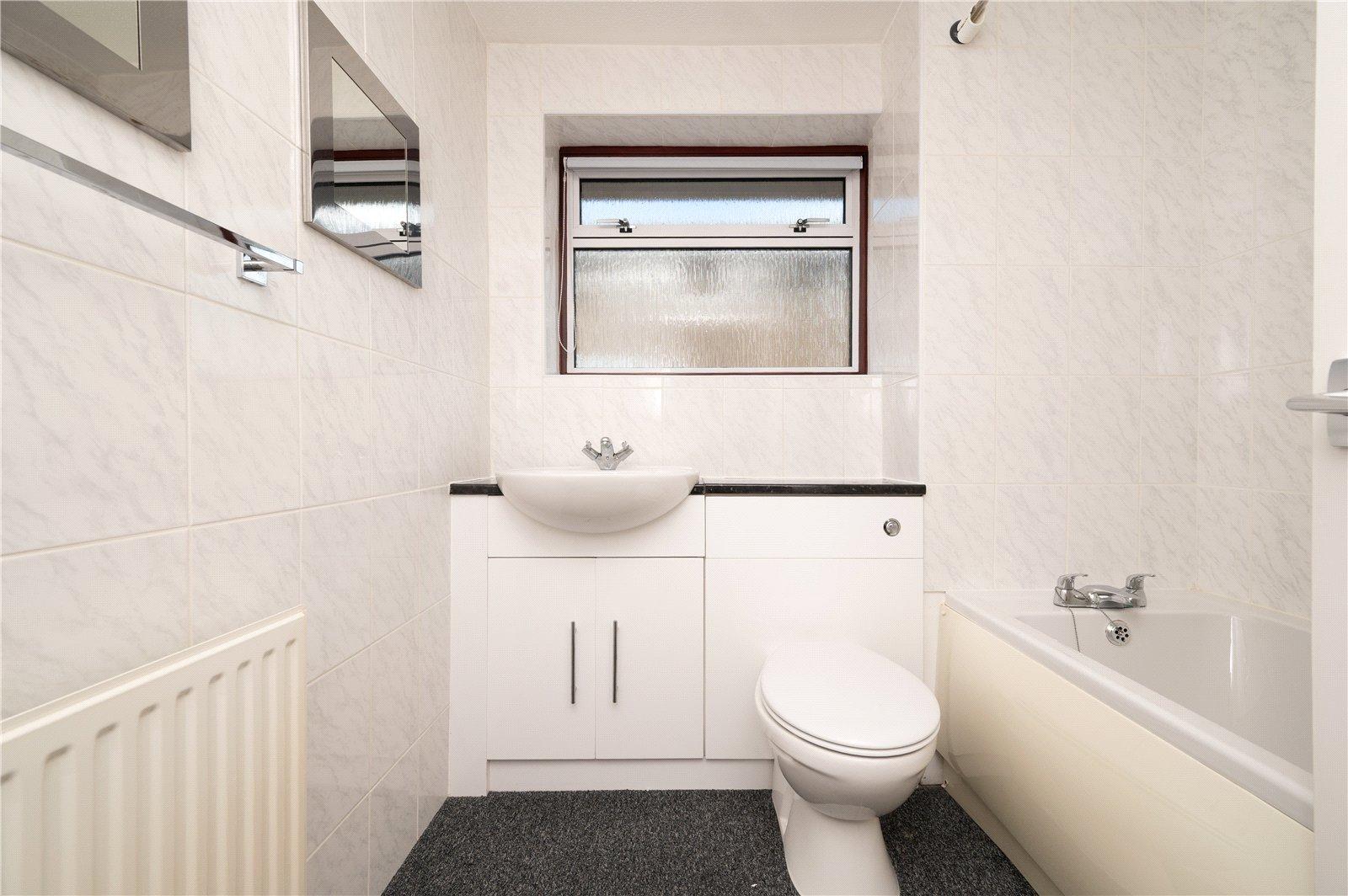 4 Bedroom  Sold Subject to Contract in Hadrian Close, St. Albans, Hertfordshire - View 5 - Collinson Hall