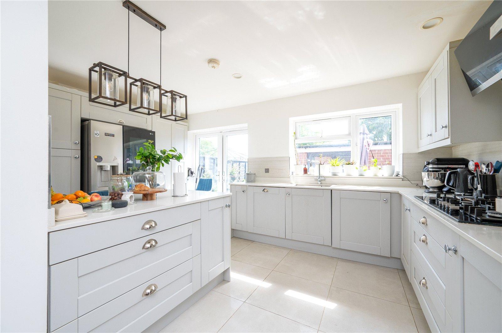 4 Bedroom  For Sale in Whitecroft, St. Albans, Hertfordshire - View 5 - Collinson Hall