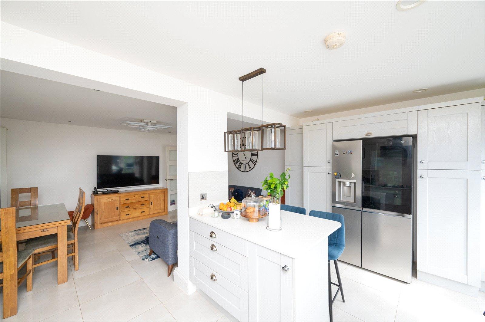 4 Bedroom  For Sale in Whitecroft, St. Albans, Hertfordshire - View 13 - Collinson Hall