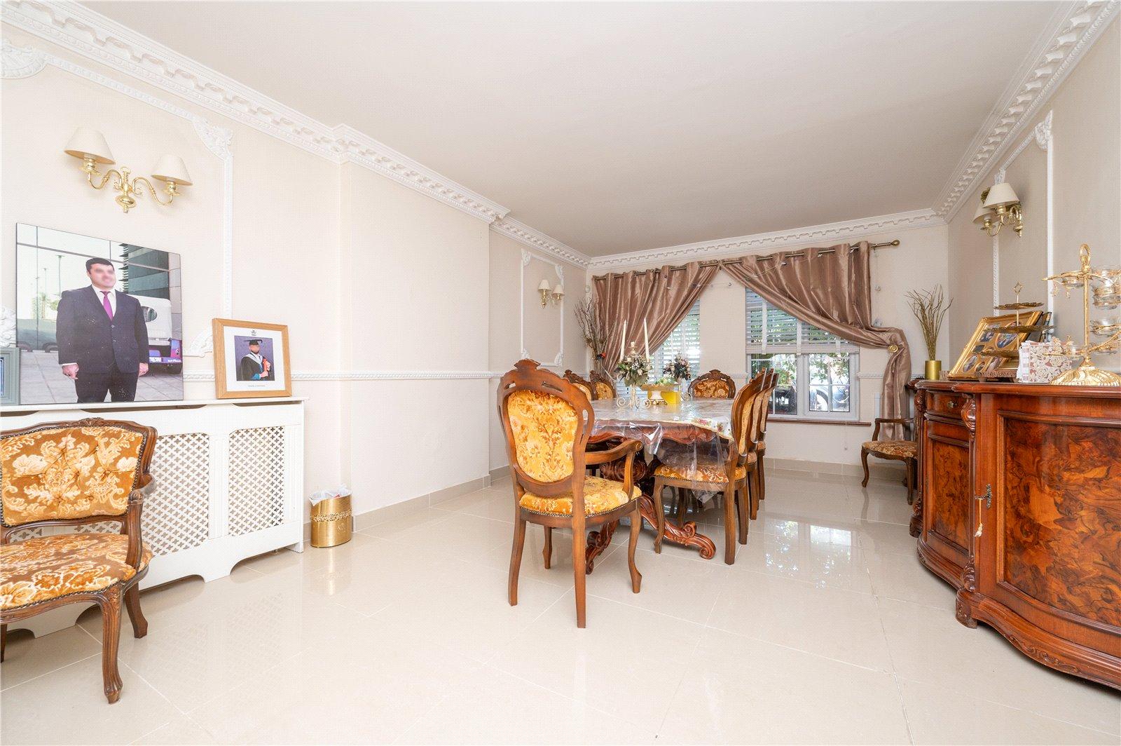 5 Bedroom  For Sale in St. Albans Road West, Hatfield, Hertfordshire - View 25 - Collinson Hall