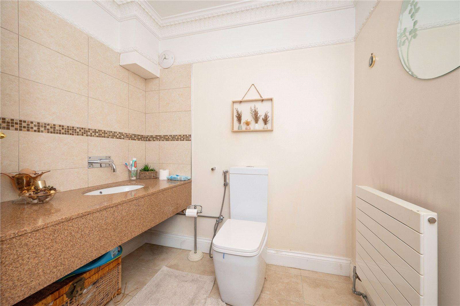 5 Bedroom  For Sale in St. Albans Road West, Hatfield, Hertfordshire - View 20 - Collinson Hall