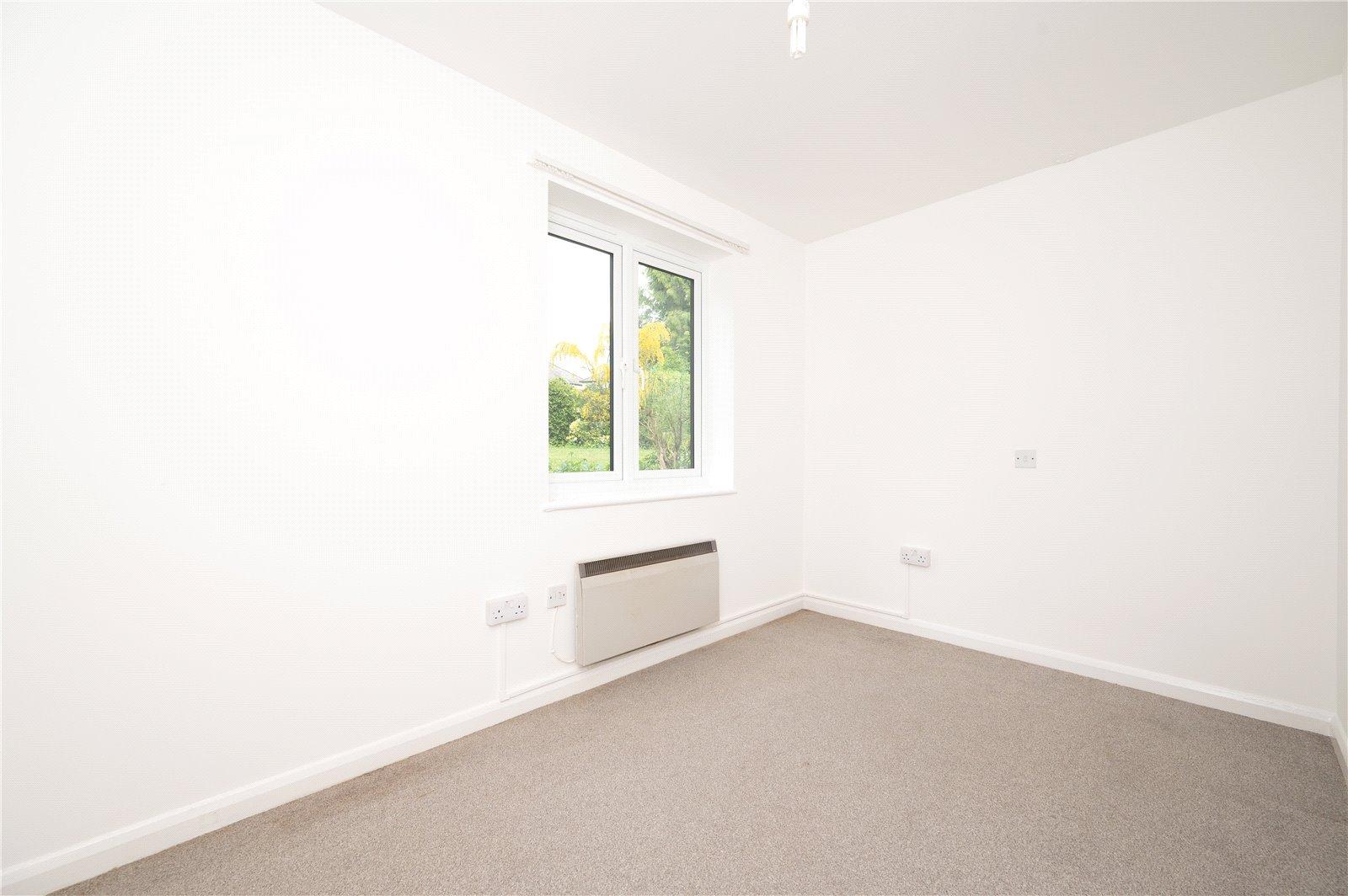 2 Bedroom  Sold Subject to Contract in Belmont Hill, St. Albans, Hertfordshire - View 10 - Collinson Hall
