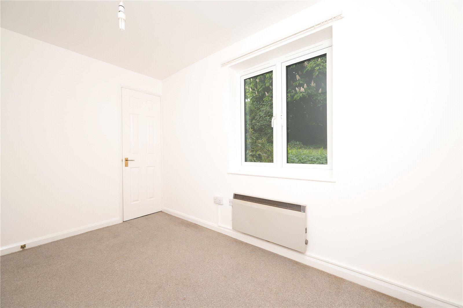 2 Bedroom  Sold Subject to Contract in Belmont Hill, St. Albans, Hertfordshire - View 9 - Collinson Hall