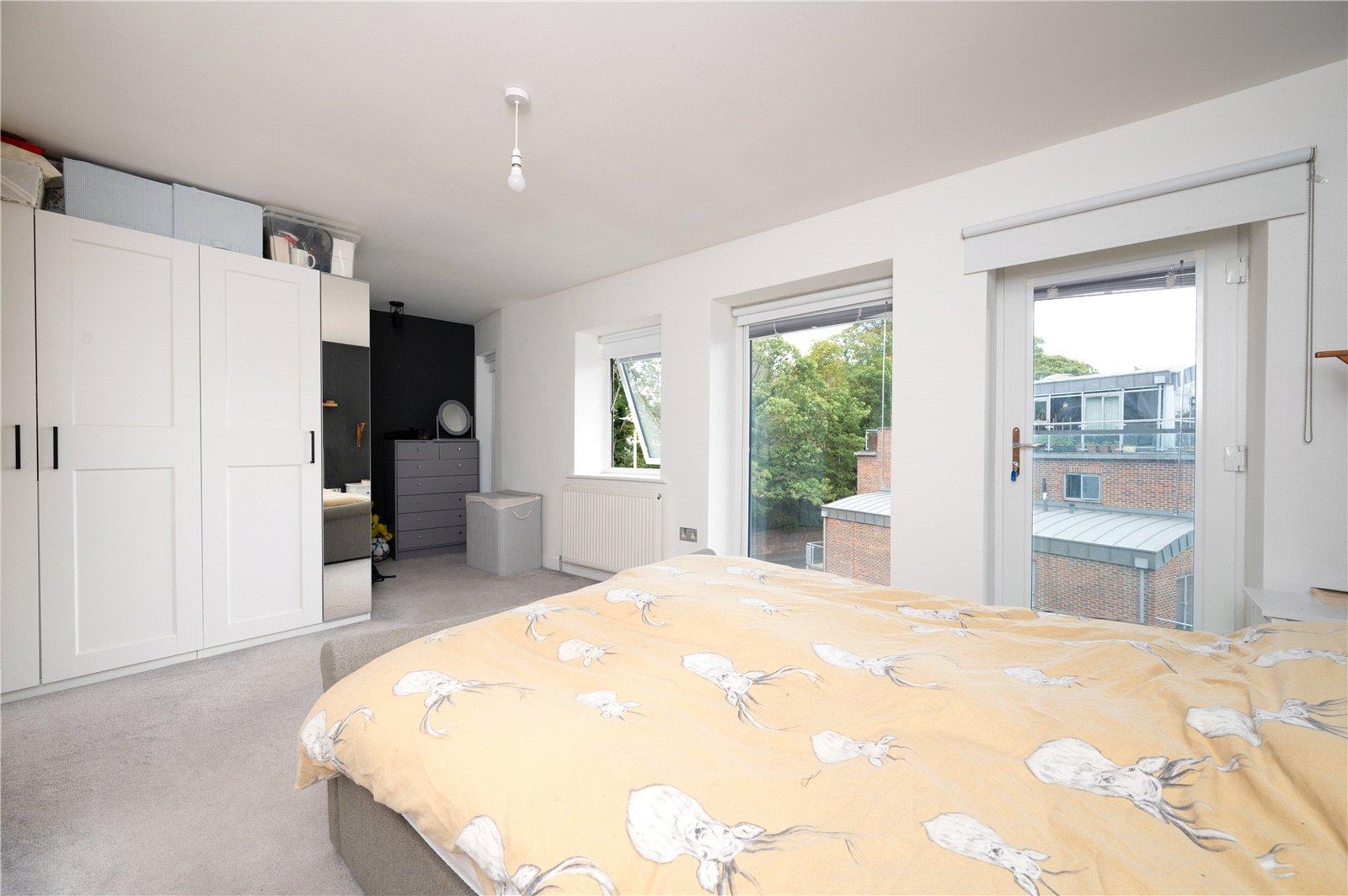 2 Bedroom Flat/Apartment For Sale in Old London Road, St. Albans, Hertfordshire - View 13 - Collinson Hall