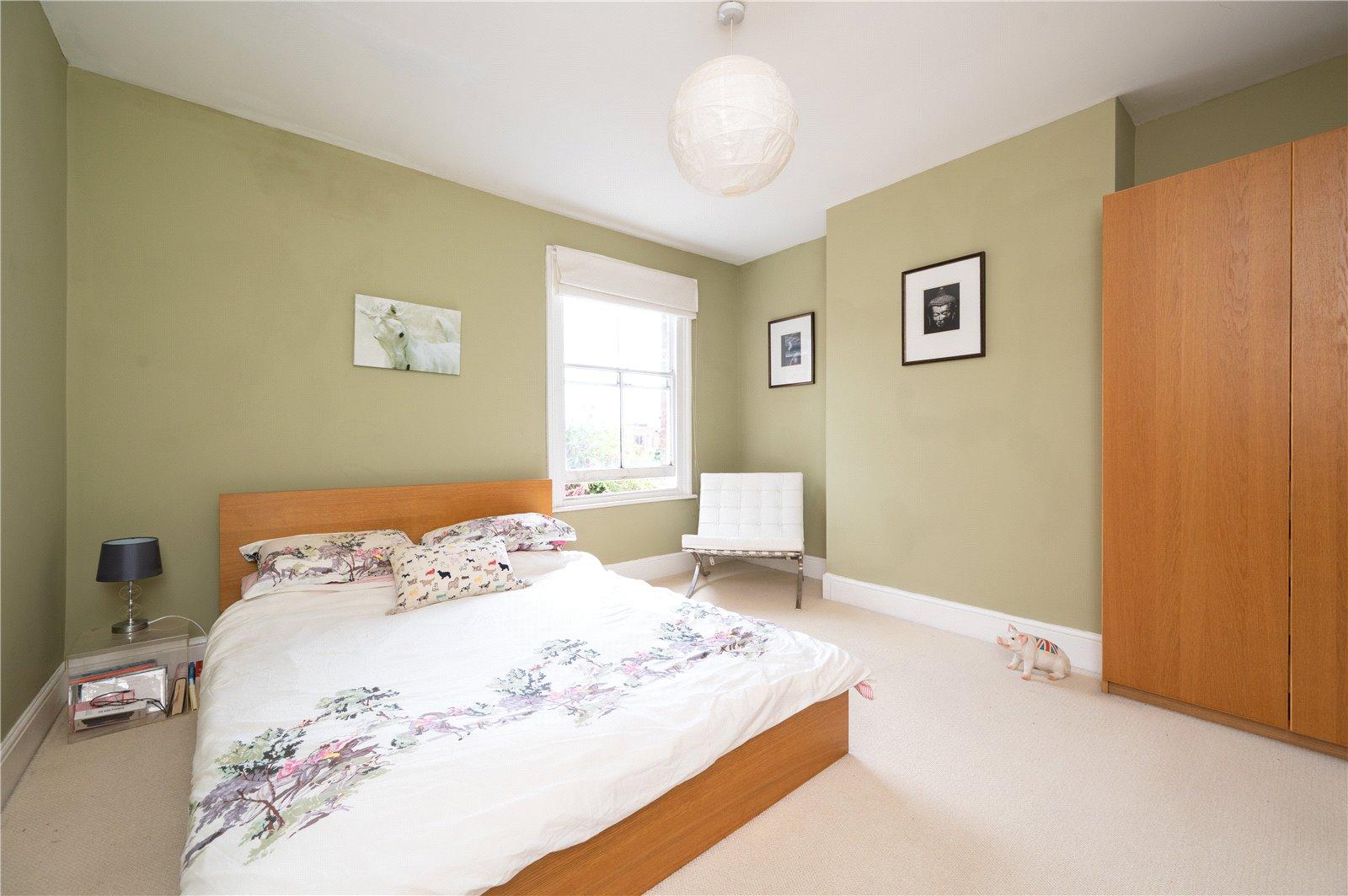 3 Bedroom Terraced House Sold Subject to Contract in Liverpool Road, St. Albans, Hertfordshire - View 6 - Collinson Hall