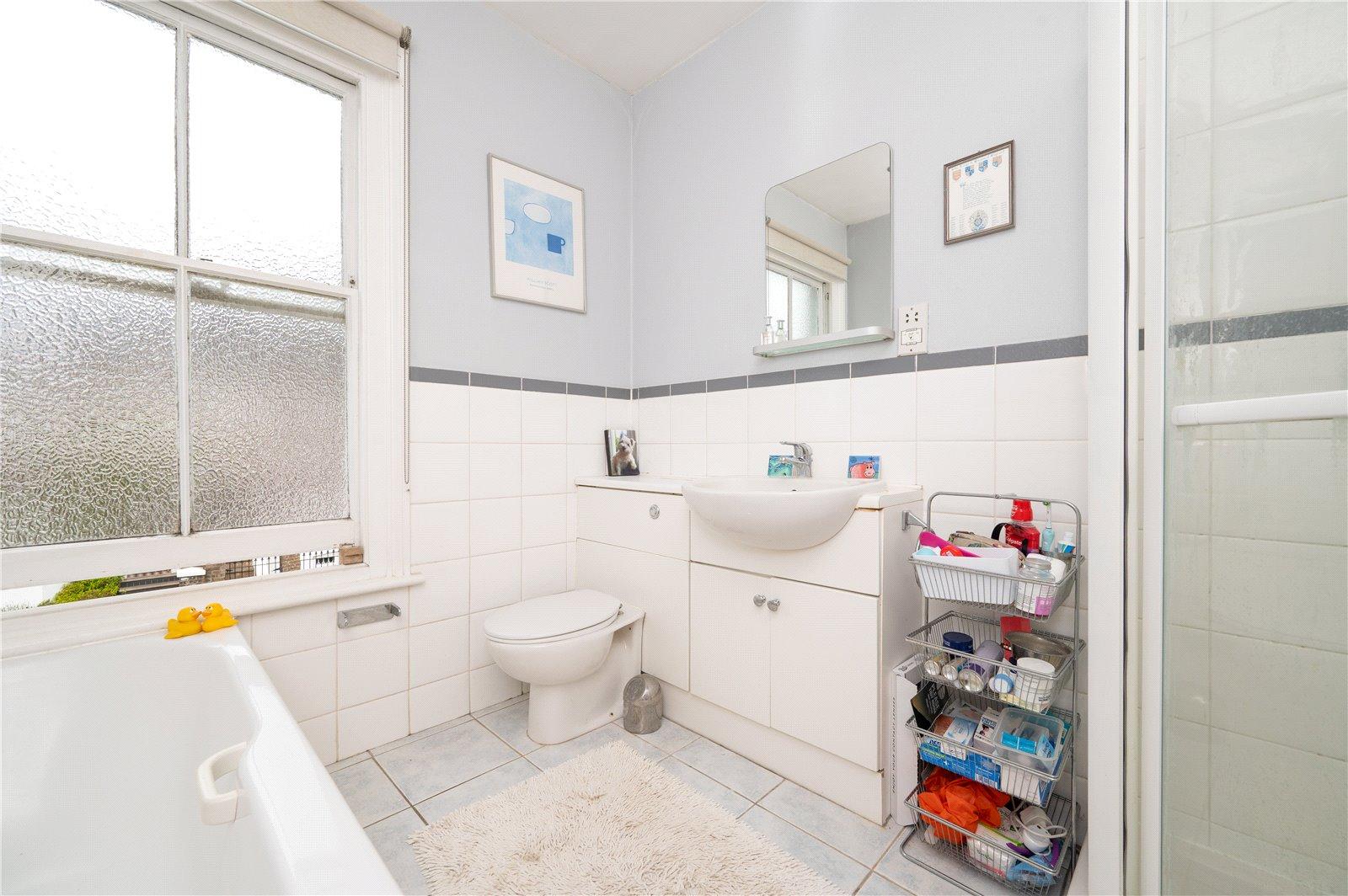 3 Bedroom Terraced House Sold Subject to Contract in Liverpool Road, St. Albans, Hertfordshire - View 8 - Collinson Hall