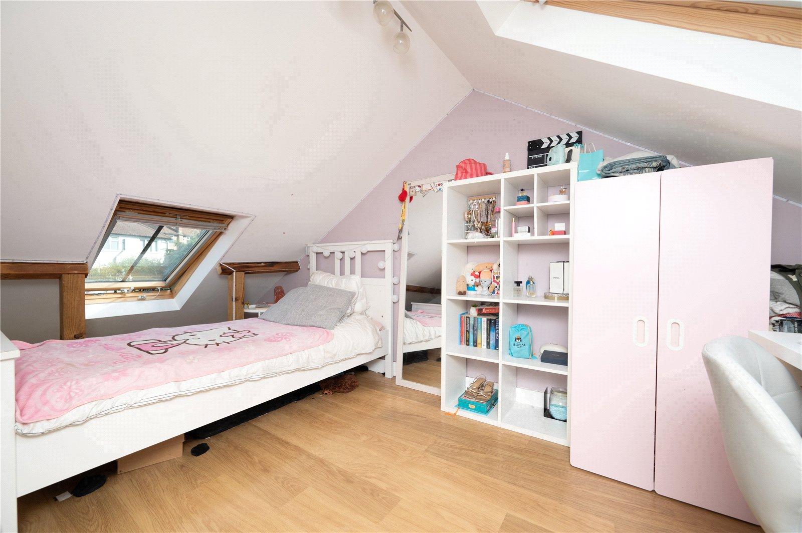 3 Bedroom Terraced House Sold Subject to Contract in Normandy Road, St. Albans, Hertfordshire - View 14 - Collinson Hall
