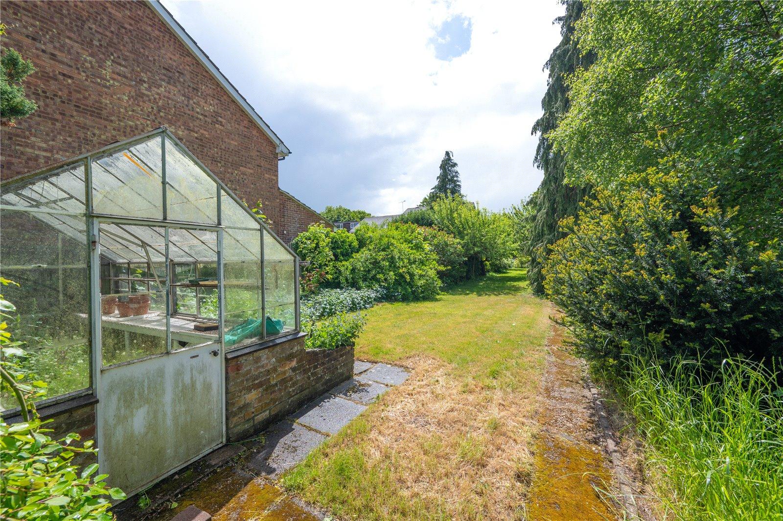 3 Bedroom Link Detached House,garage Sold Subject to Contract in Seymour Road, St. Albans, Hertfordshire - View 17 - Collinson Hall