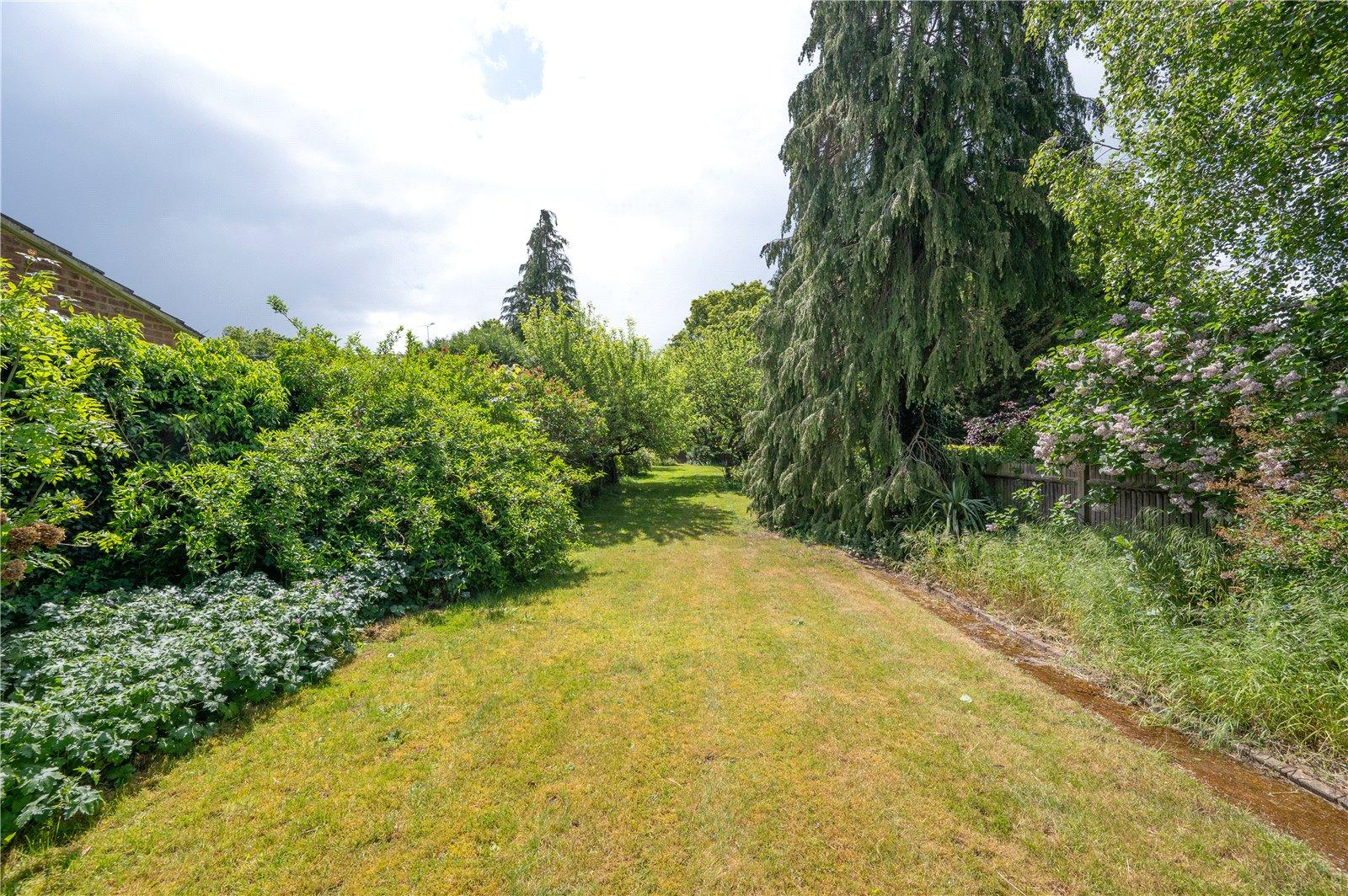 3 Bedroom Link Detached House,garage Sold Subject to Contract in Seymour Road, St. Albans, Hertfordshire - View 15 - Collinson Hall