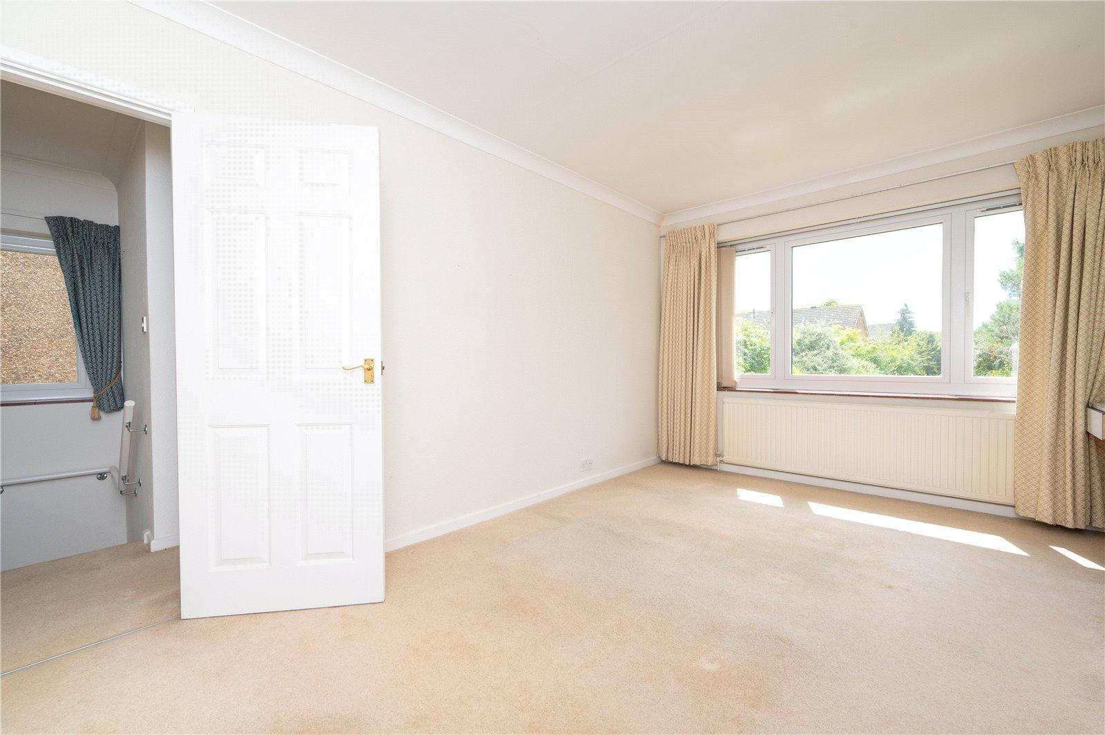 3 Bedroom Link Detached House,garage Sold Subject to Contract in Seymour Road, St. Albans, Hertfordshire - View 7 - Collinson Hall