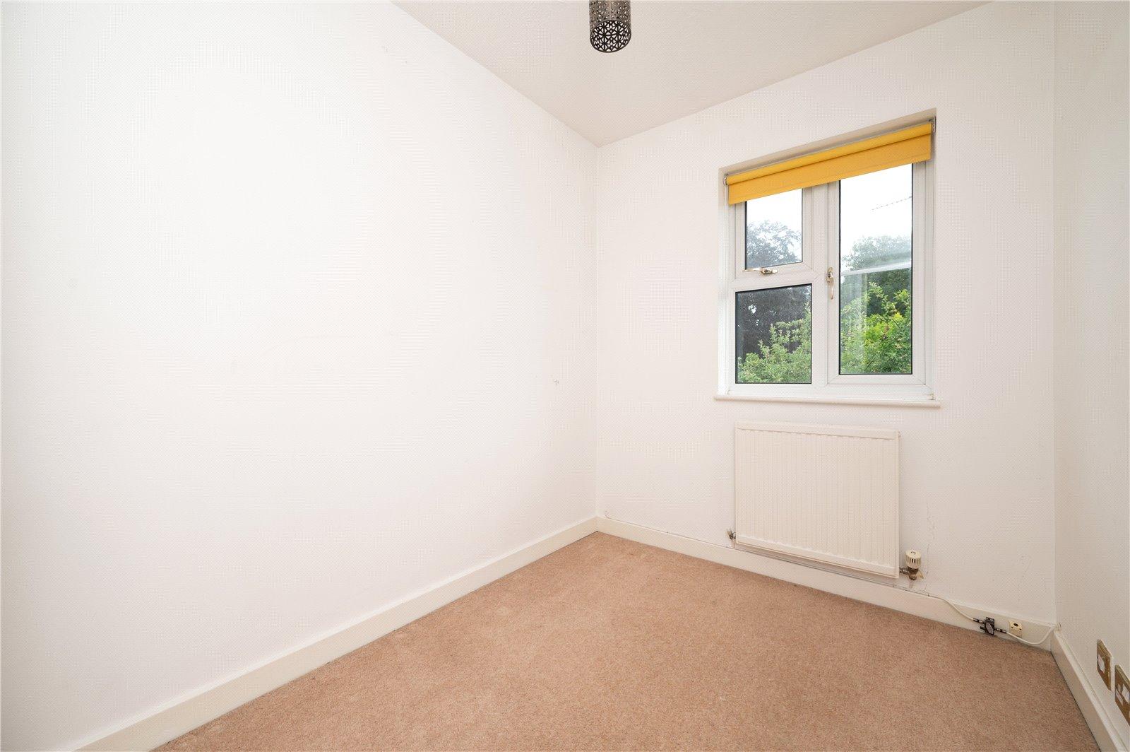 4 Bedroom Terraced House,garage Sold Subject to Contract in De Tany Court, St. Albans, Hertfordshire - View 14 - Collinson Hall
