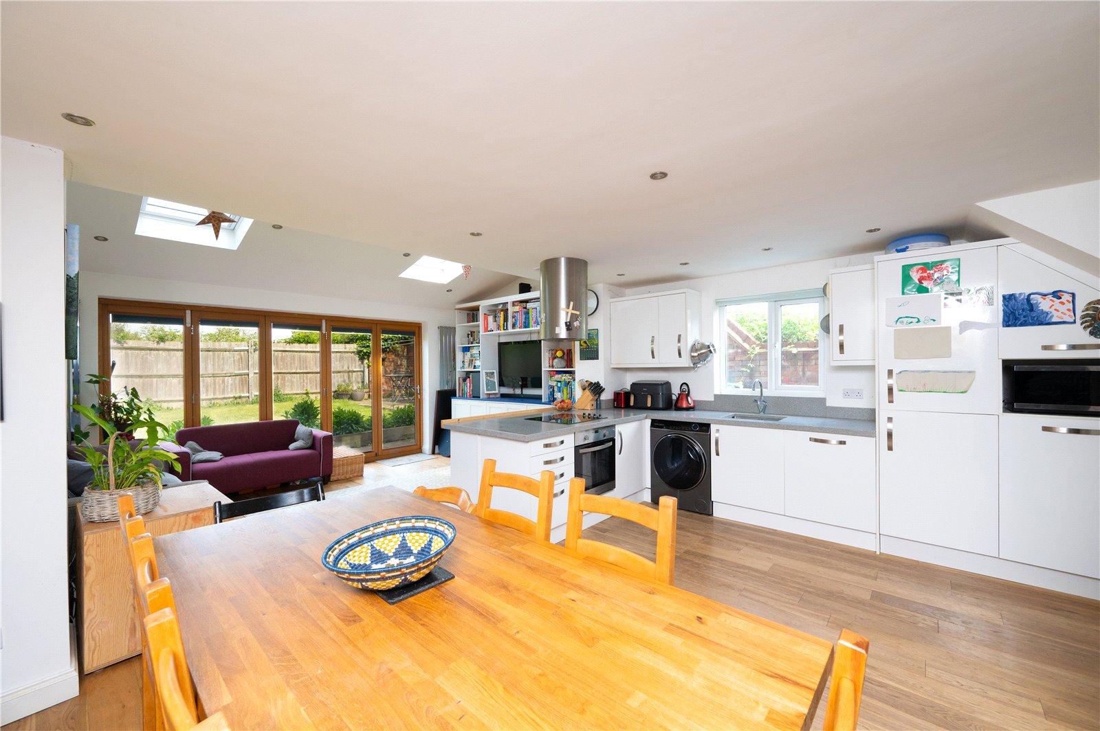 4 Bedroom House Sold Subject to Contract in Buttermere Close, St Albans, Hertfordshire - View 5 - Collinson Hall