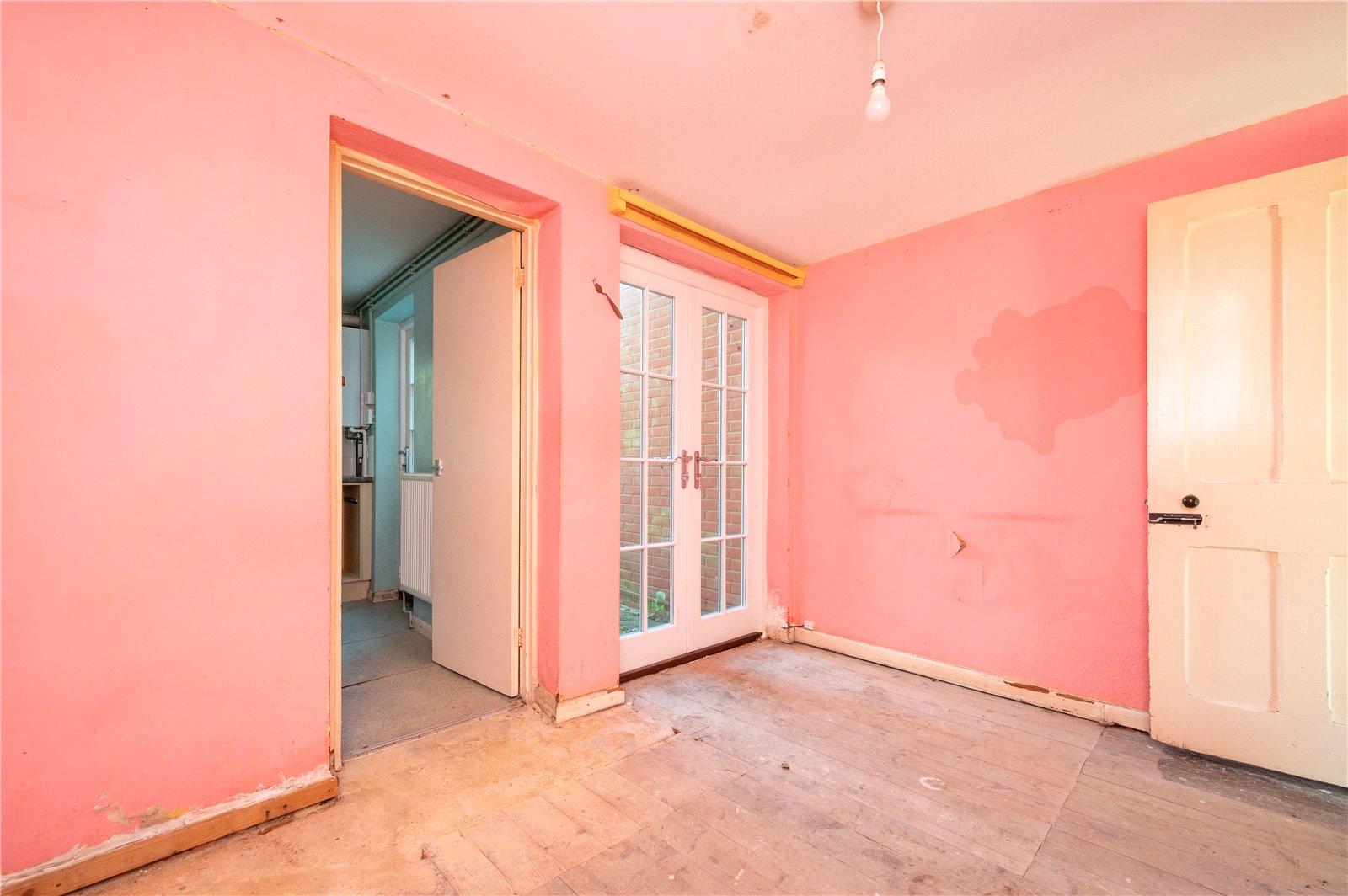 2 Bedroom End Of Terrace House Sold Subject to Contract in Spencer Street, St. Albans, Hertfordshire - View 12 - Collinson Hall