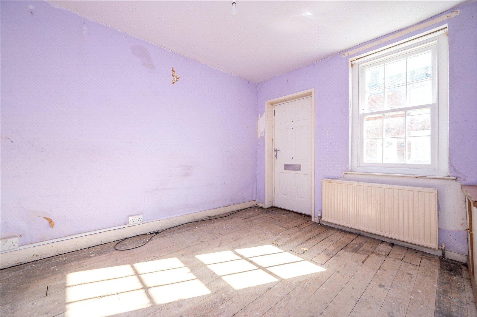 2 Bedroom End Of Terrace House Sold Subject to Contract in Spencer Street, St. Albans, Hertfordshire - View 5 - Collinson Hall