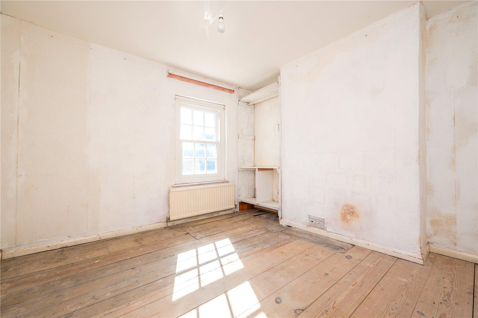 2 Bedroom End Of Terrace House Sold Subject to Contract in Spencer Street, St. Albans, Hertfordshire - View 13 - Collinson Hall