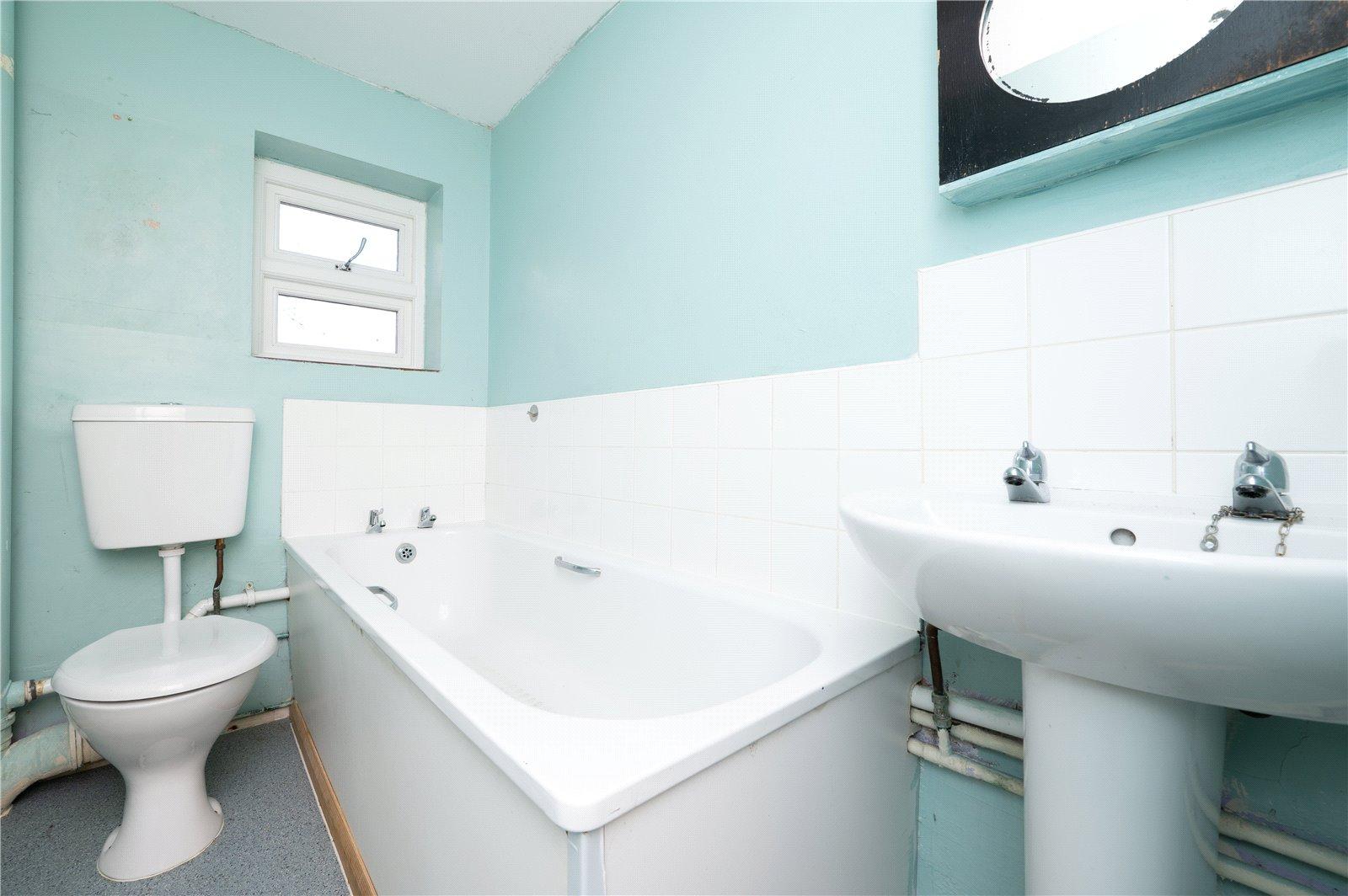 2 Bedroom End Of Terrace House Sold Subject to Contract in Spencer Street, St. Albans, Hertfordshire - View 10 - Collinson Hall