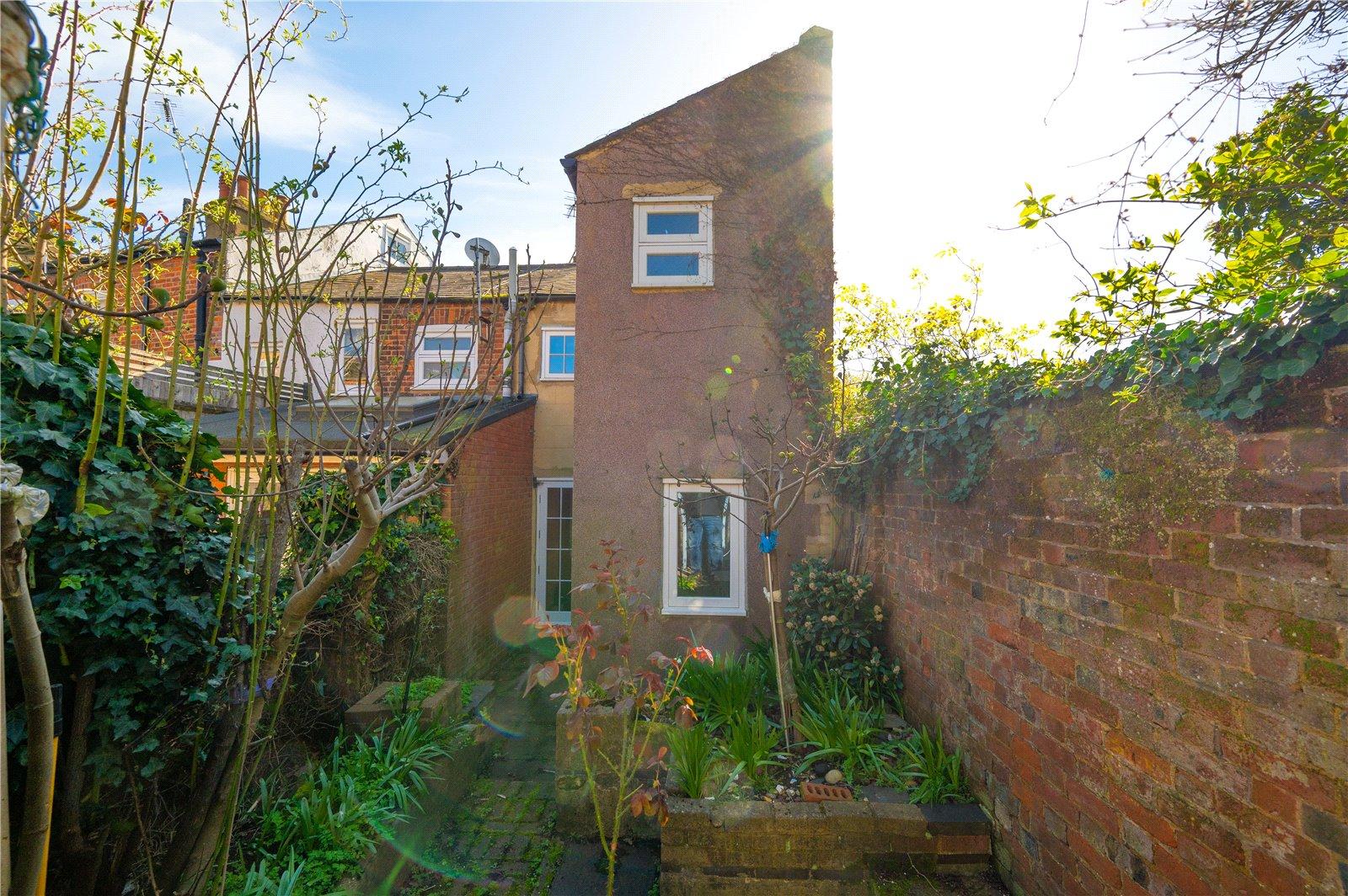 2 Bedroom End Of Terrace House Sold Subject to Contract in Spencer Street, St. Albans, Hertfordshire - View 15 - Collinson Hall