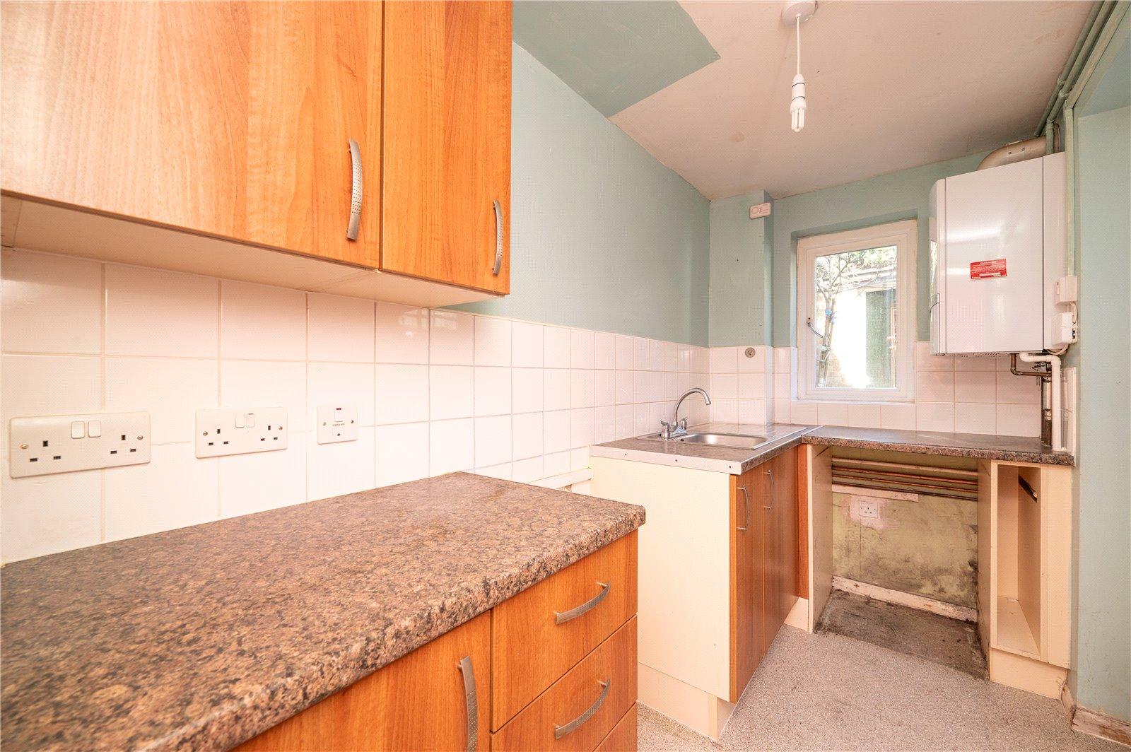 2 Bedroom End Of Terrace House Sold Subject to Contract in Spencer Street, St. Albans, Hertfordshire - View 7 - Collinson Hall