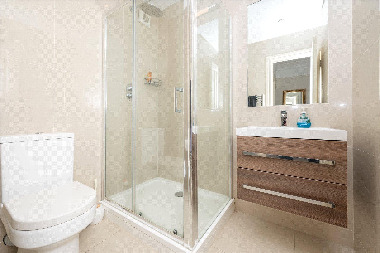 2 Bedroom Flat/Apartment For Sale in Highfield Hall Highfield Lane, Tyttenhanger, St. Albans, Hertfordshire - View 9 - Collinson Hall