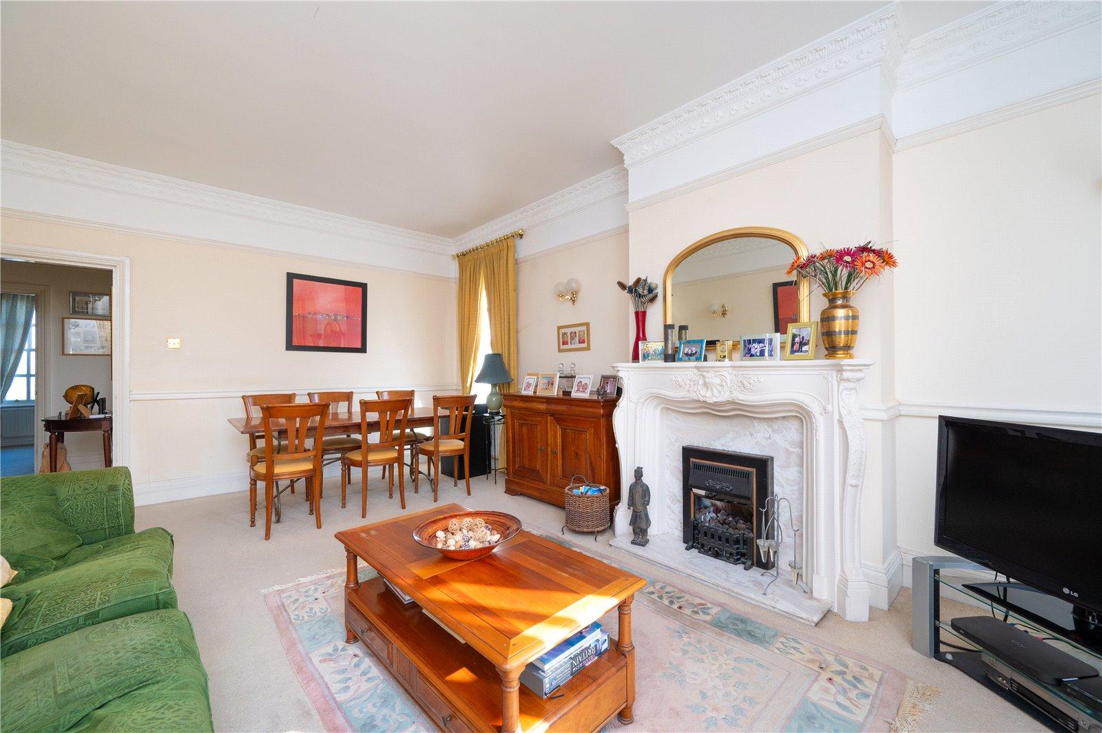 2 Bedroom Flat/Apartment For Sale in Highfield Hall Highfield Lane, Tyttenhanger, St. Albans, Hertfordshire - View 6 - Collinson Hall