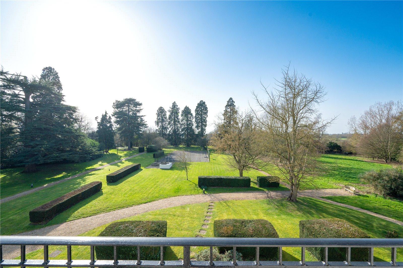2 Bedroom Flat/Apartment For Sale in Highfield Hall Highfield Lane, Tyttenhanger, St. Albans, Hertfordshire - View 4 - Collinson Hall