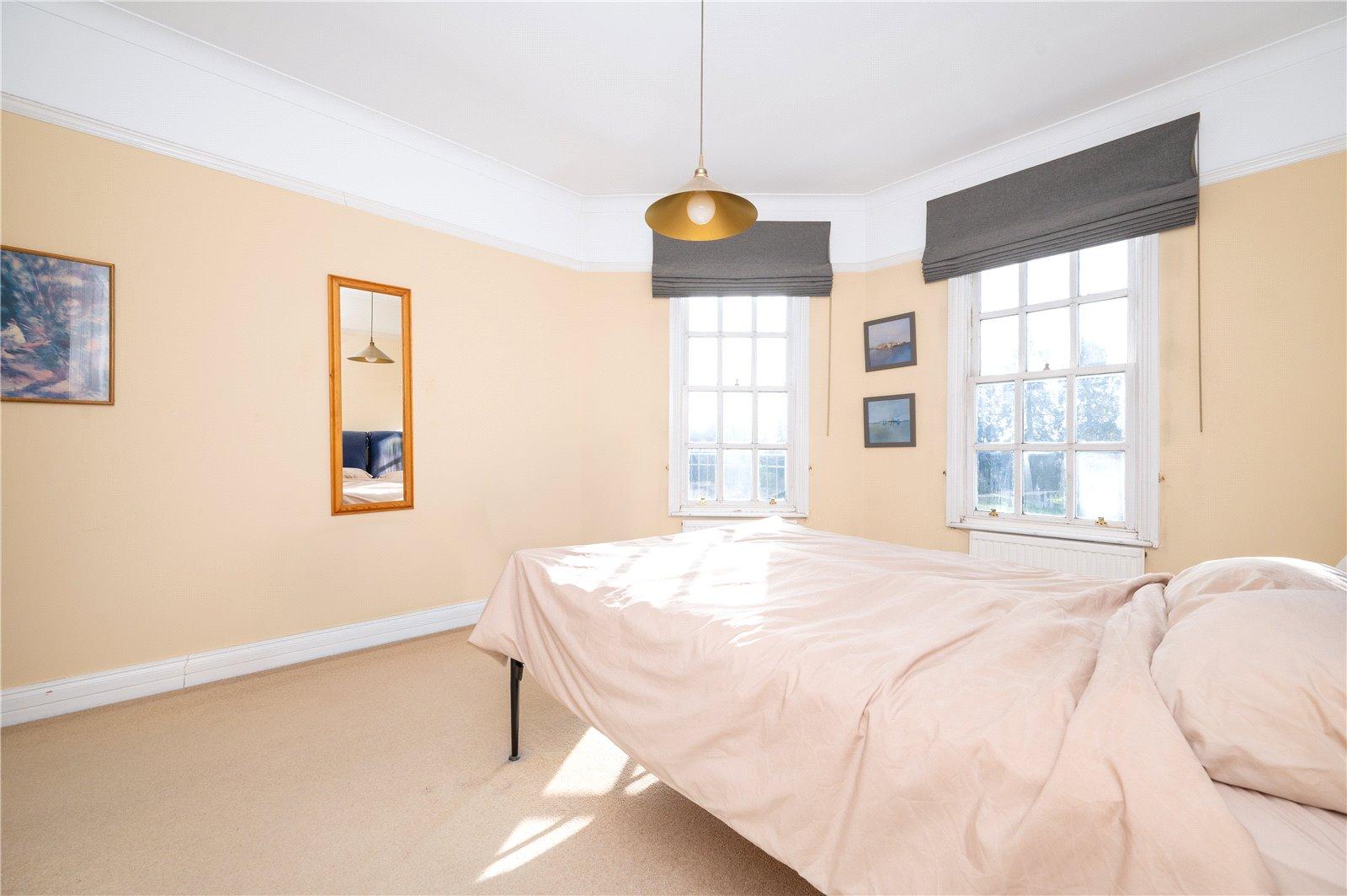 2 Bedroom Flat/Apartment For Sale in Highfield Hall Highfield Lane, Tyttenhanger, St. Albans, Hertfordshire - View 12 - Collinson Hall