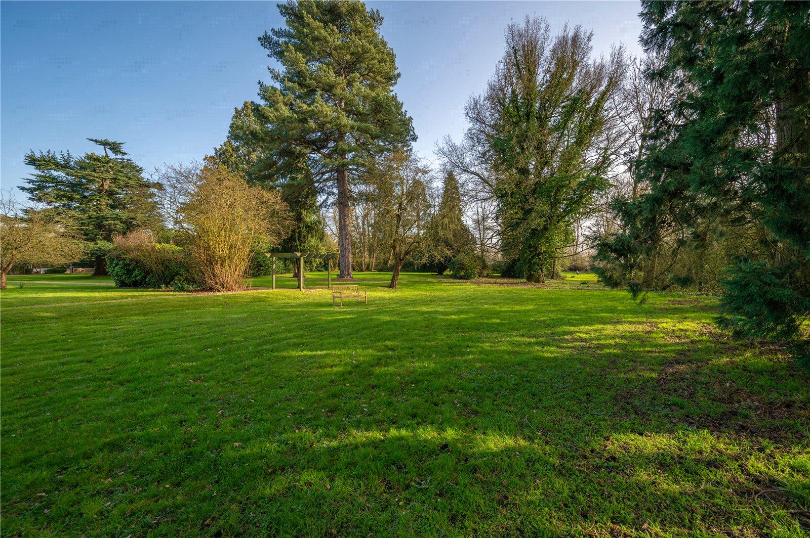 2 Bedroom Flat/Apartment For Sale in Highfield Hall Highfield Lane, Tyttenhanger, St. Albans, Hertfordshire - View 17 - Collinson Hall