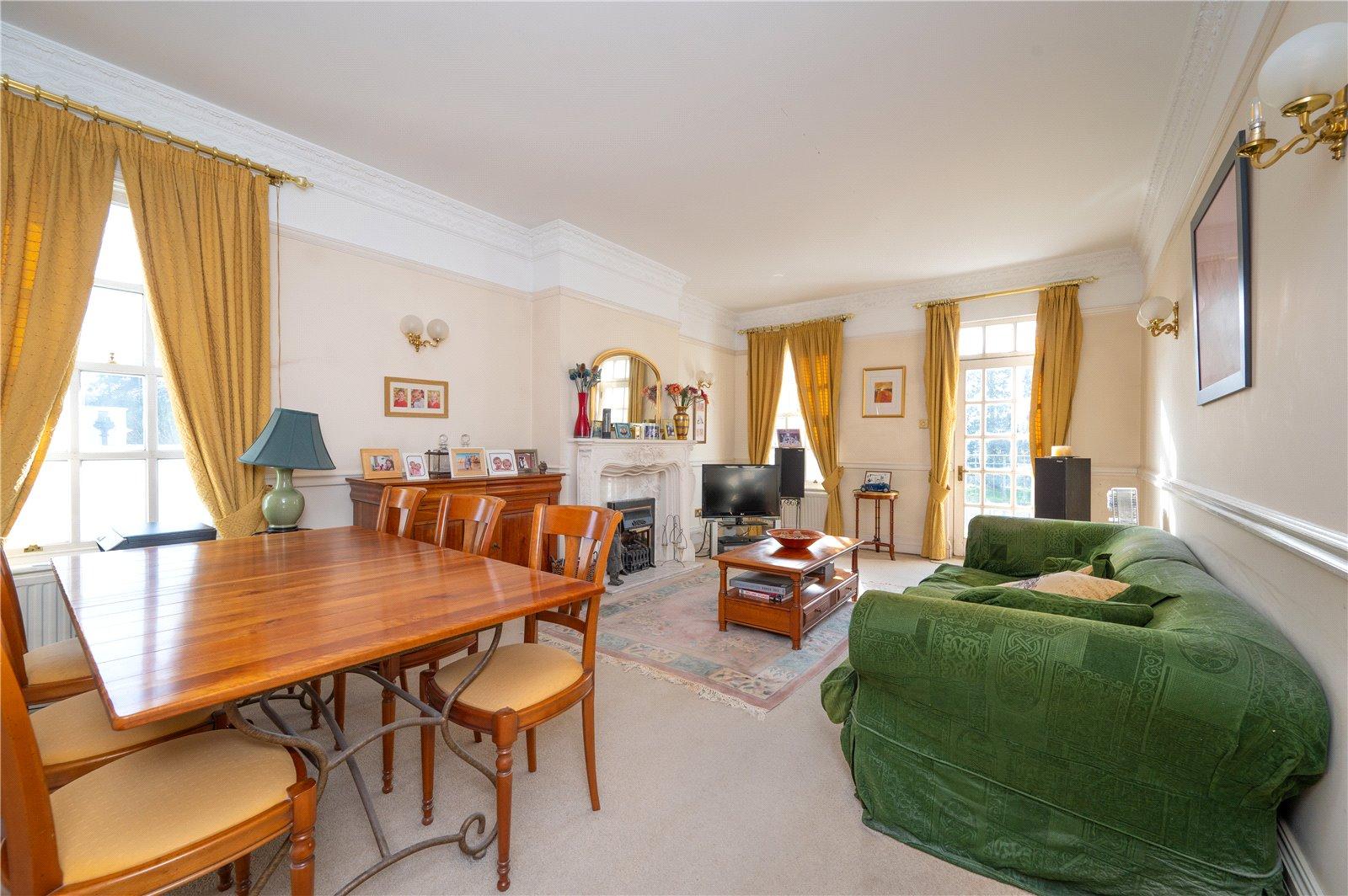 2 Bedroom Flat/Apartment For Sale in Highfield Hall Highfield Lane, Tyttenhanger, St. Albans, Hertfordshire - View 3 - Collinson Hall