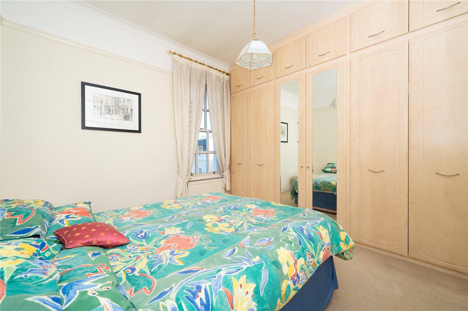 2 Bedroom Flat/Apartment For Sale in Highfield Hall Highfield Lane, Tyttenhanger, St. Albans, Hertfordshire - View 13 - Collinson Hall