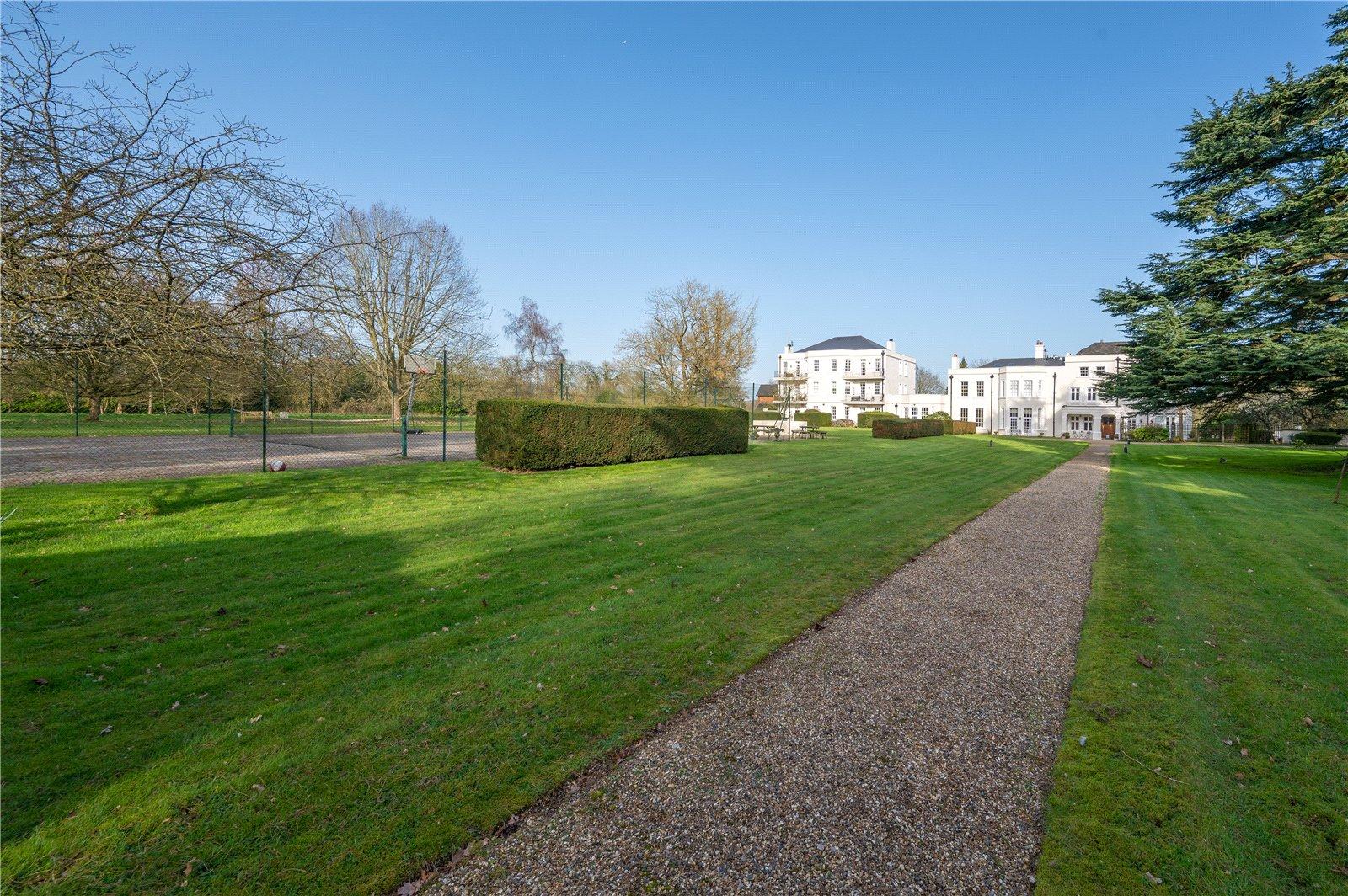 2 Bedroom Flat/Apartment For Sale in Highfield Hall Highfield Lane, Tyttenhanger, St. Albans, Hertfordshire - View 16 - Collinson Hall