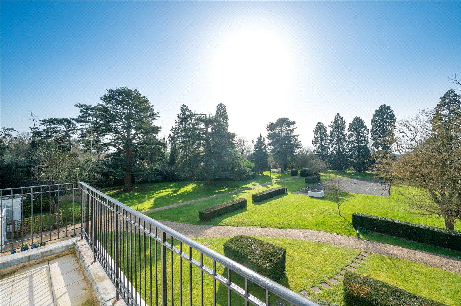 2 Bedroom Flat/Apartment For Sale in Highfield Hall Highfield Lane, Tyttenhanger, St. Albans, Hertfordshire - View 14 - Collinson Hall