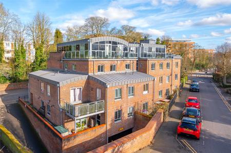 2 Bedroom  Sold Subject to Contract in London Road, St. Albans, Hertfordshire - Collinson Hall